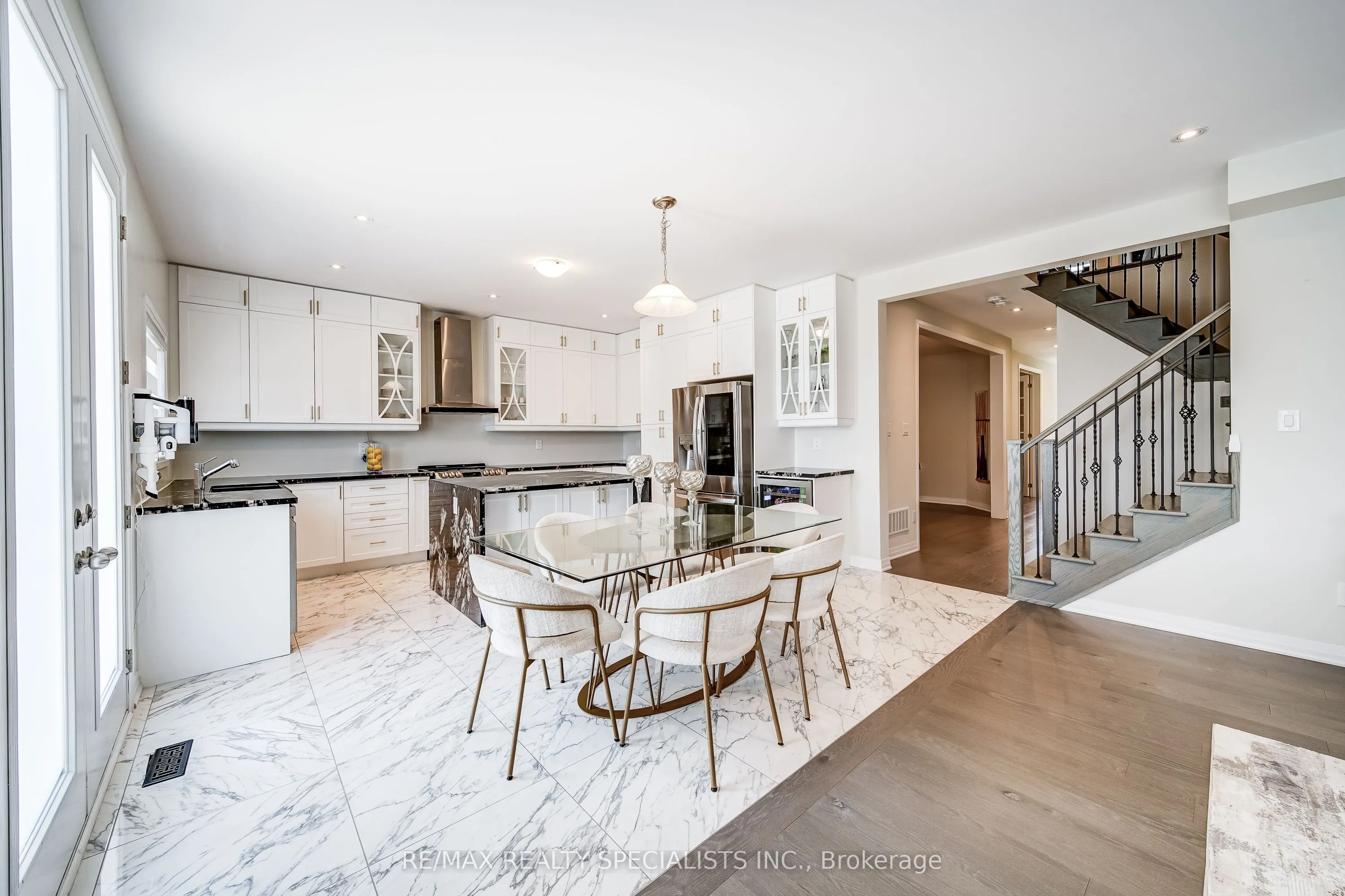 1698 Corsal Court