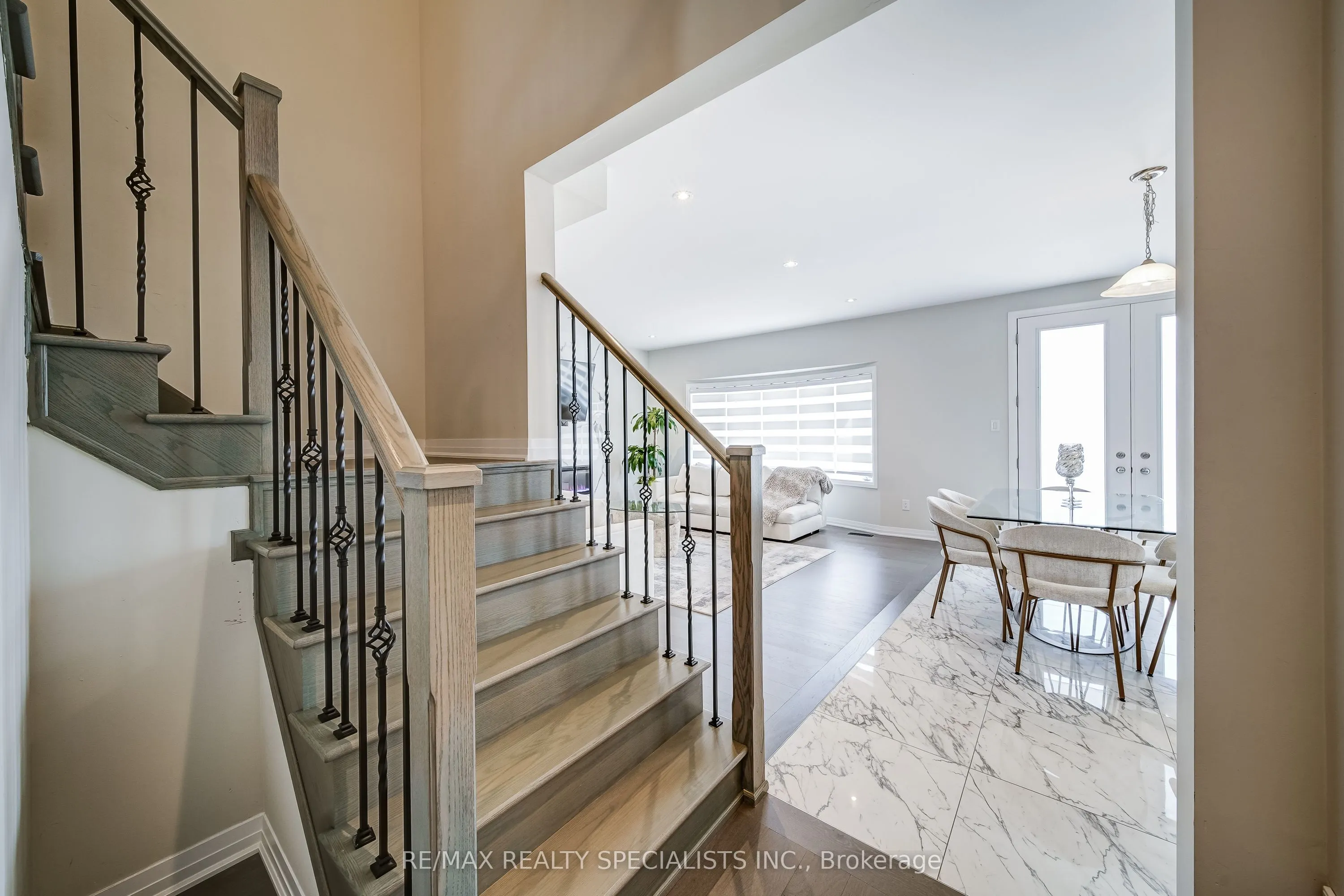 1698 Corsal Court