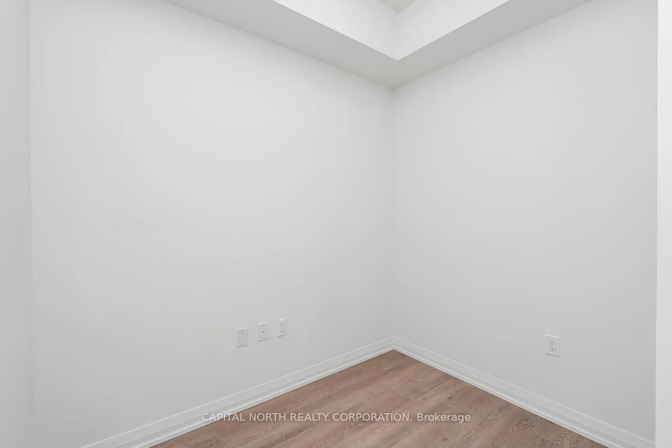 9000 Jane Street, #329