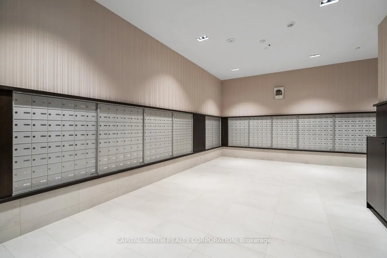 9000 Jane Street, #329