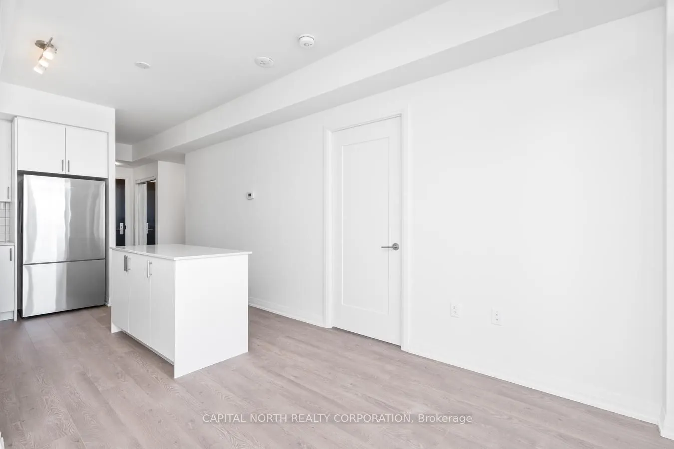9000 Jane Street, #329