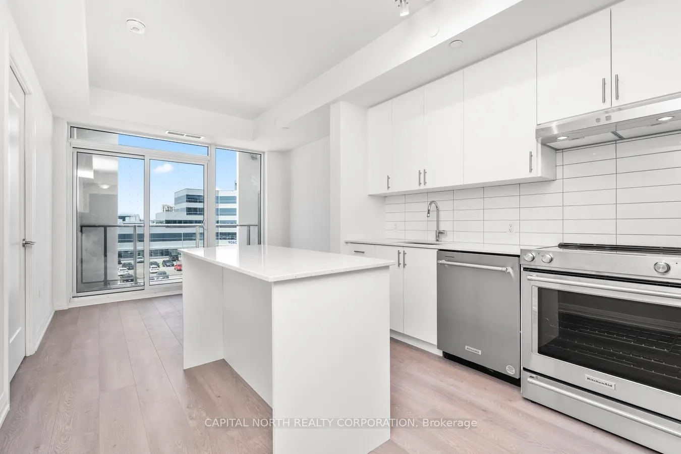 9000 Jane Street, #329