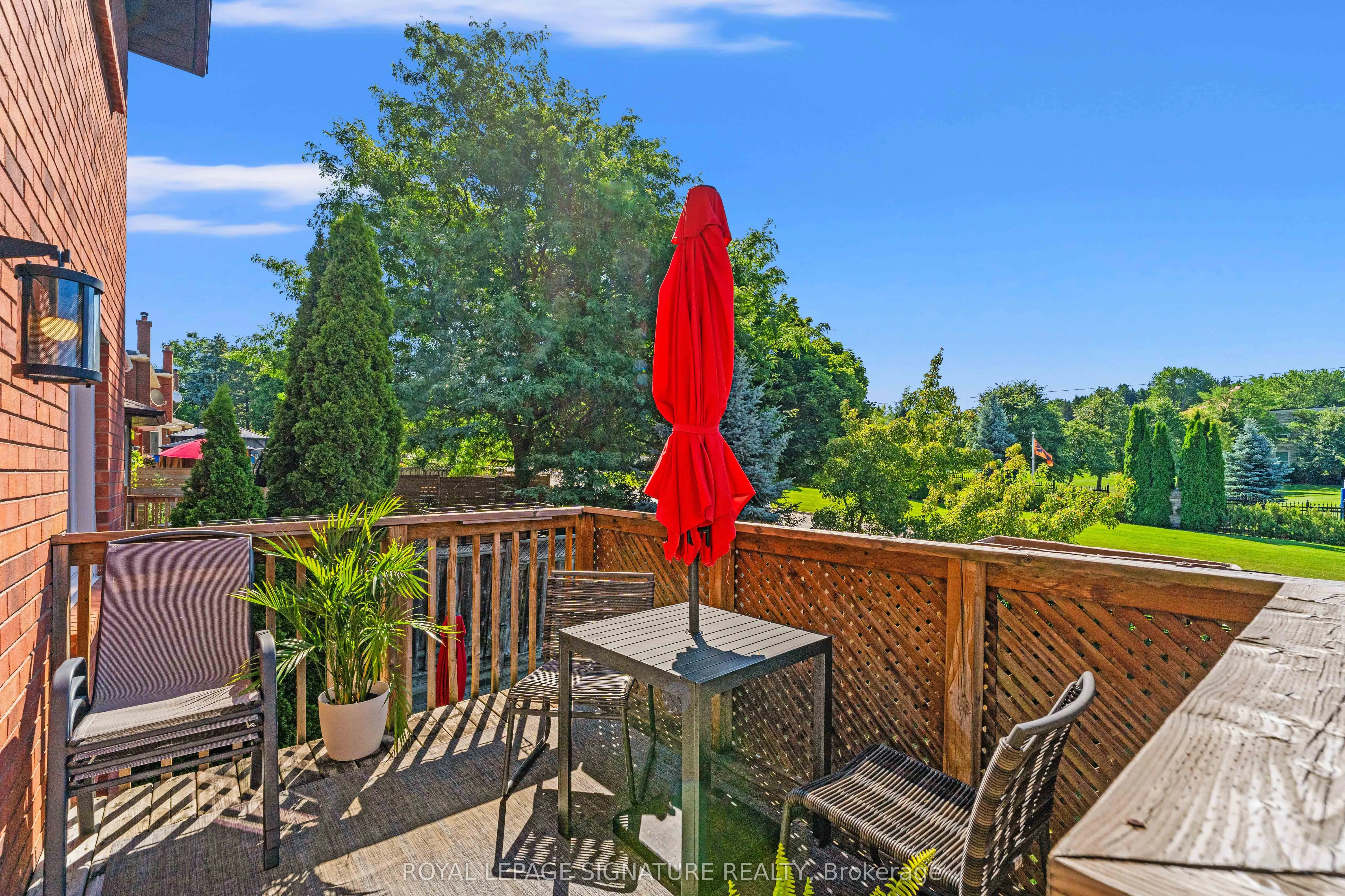 46 Marchwood Crescent