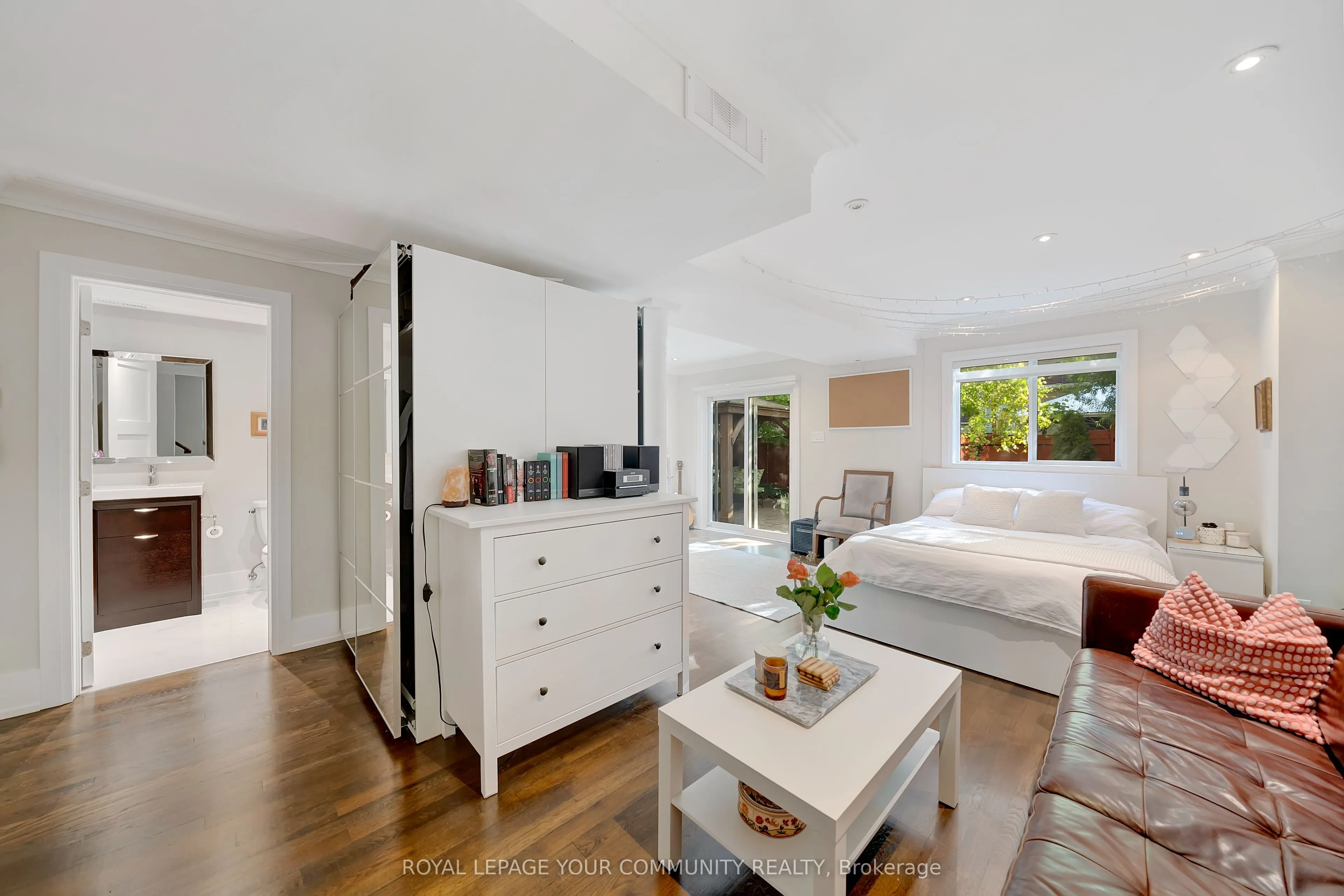 32 Wheatfield Drive