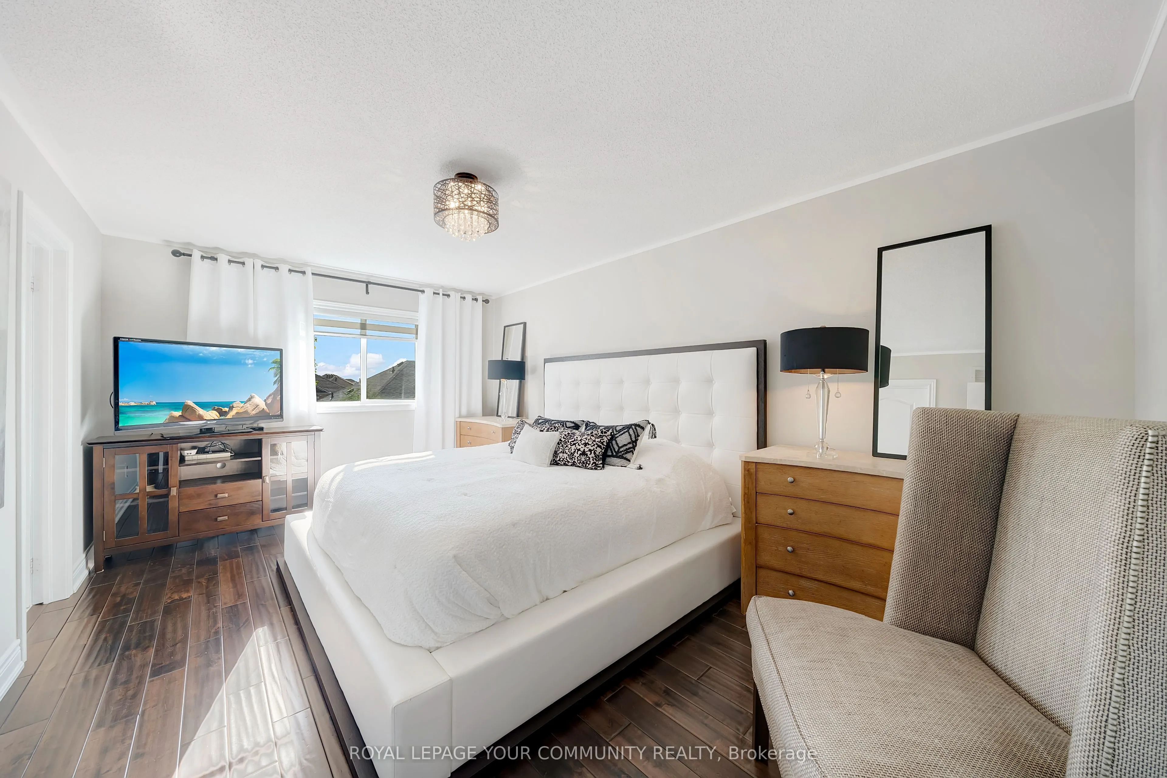32 Wheatfield Drive
