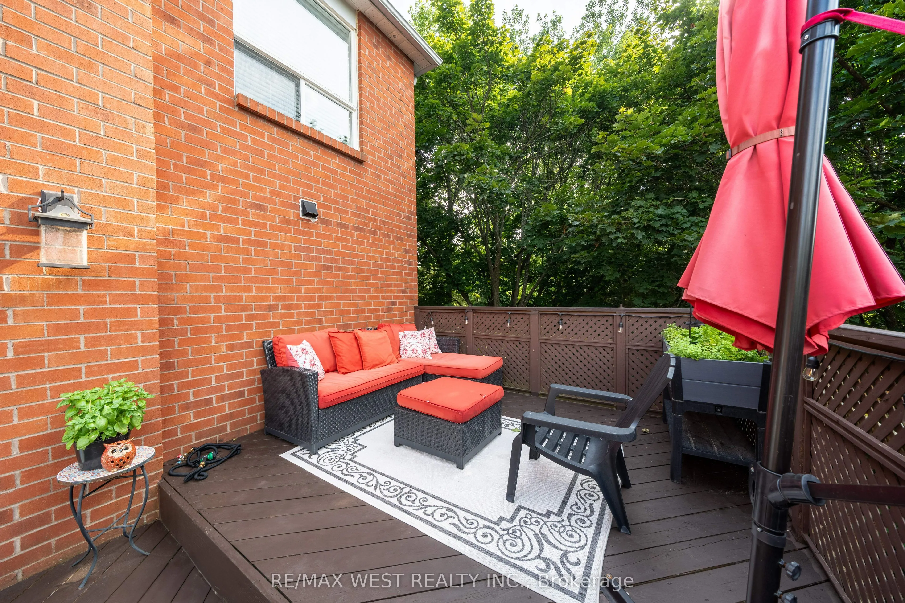 62 Briardale Place