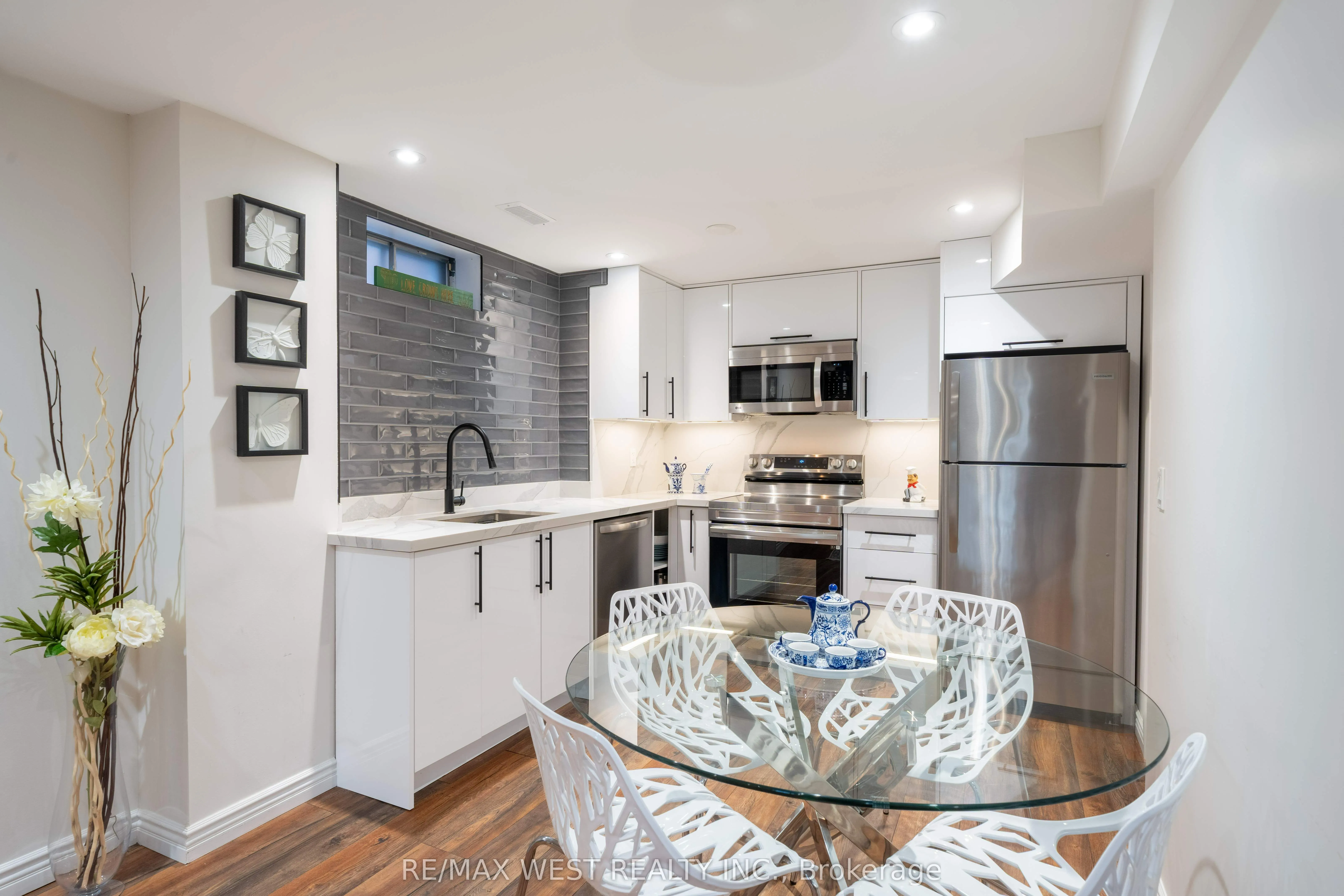 62 Briardale Place