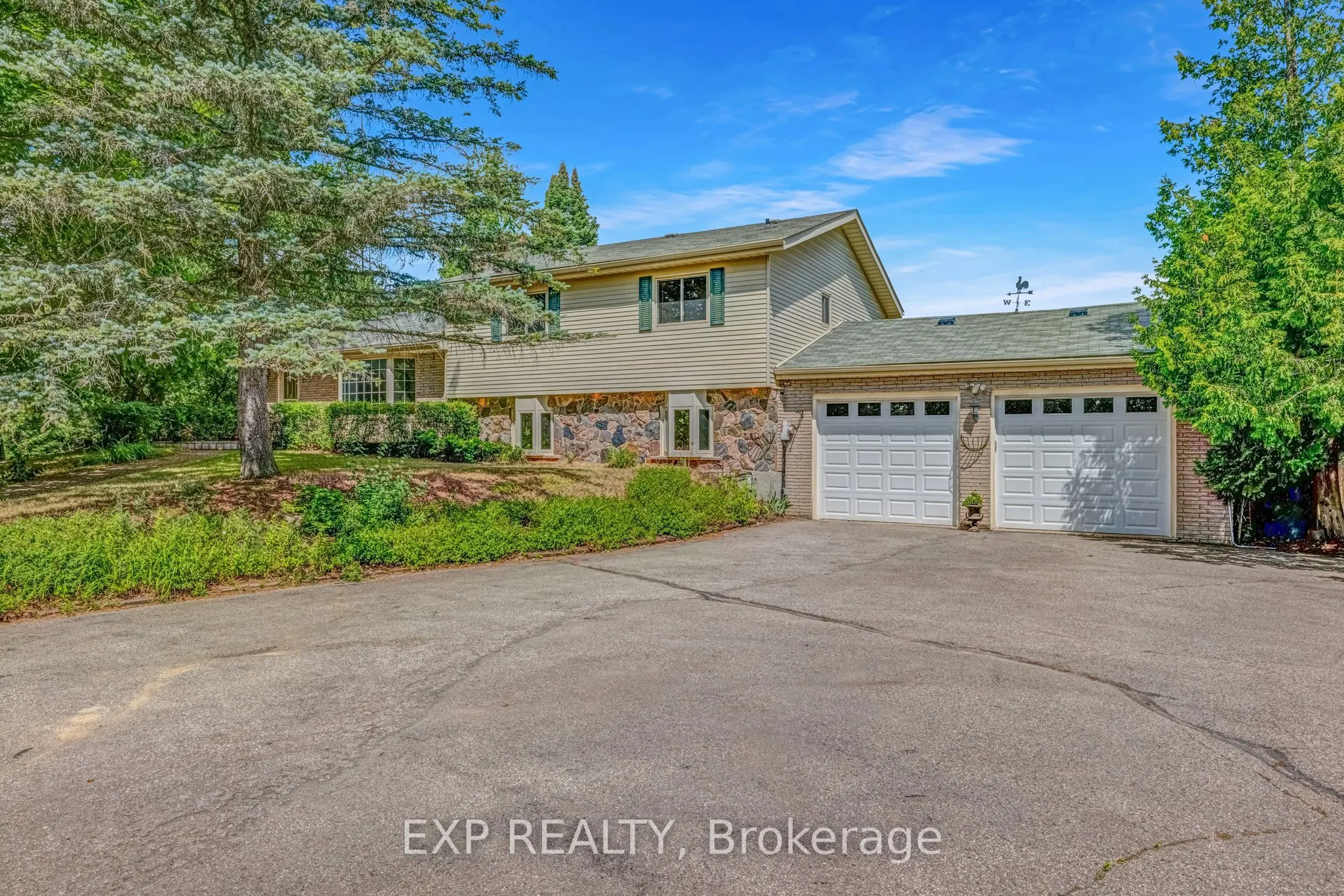 3990 Mount Albert Road