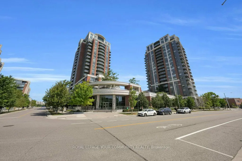 1 Uptown Drive, #202