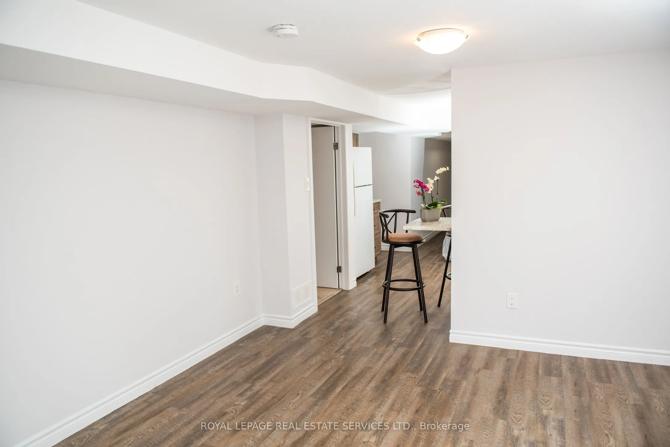5 Maple Court, #Lower Level