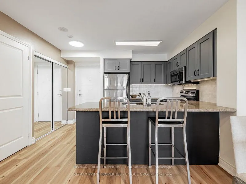 18 Harding Boulevard, #709