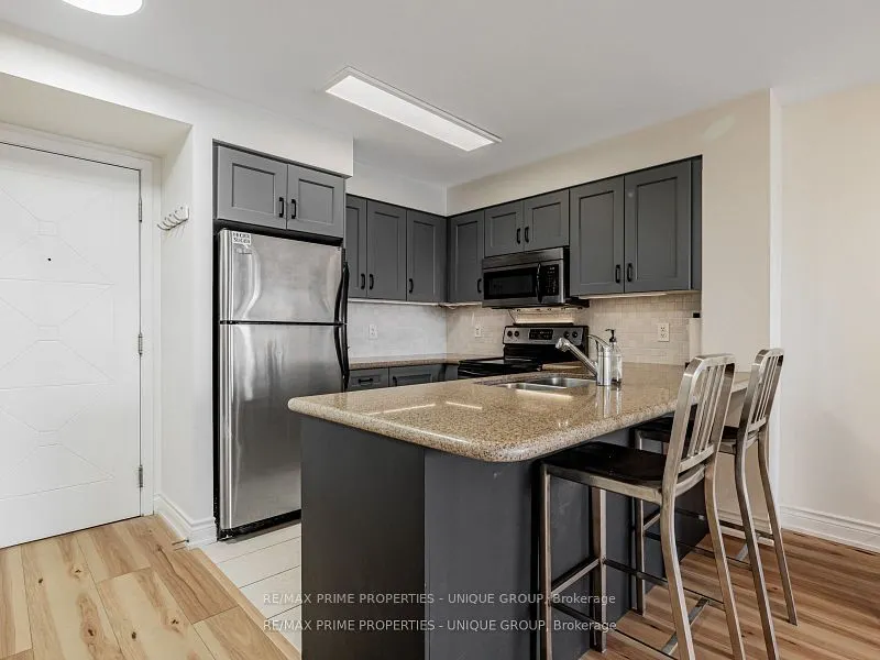 18 Harding Boulevard, #709