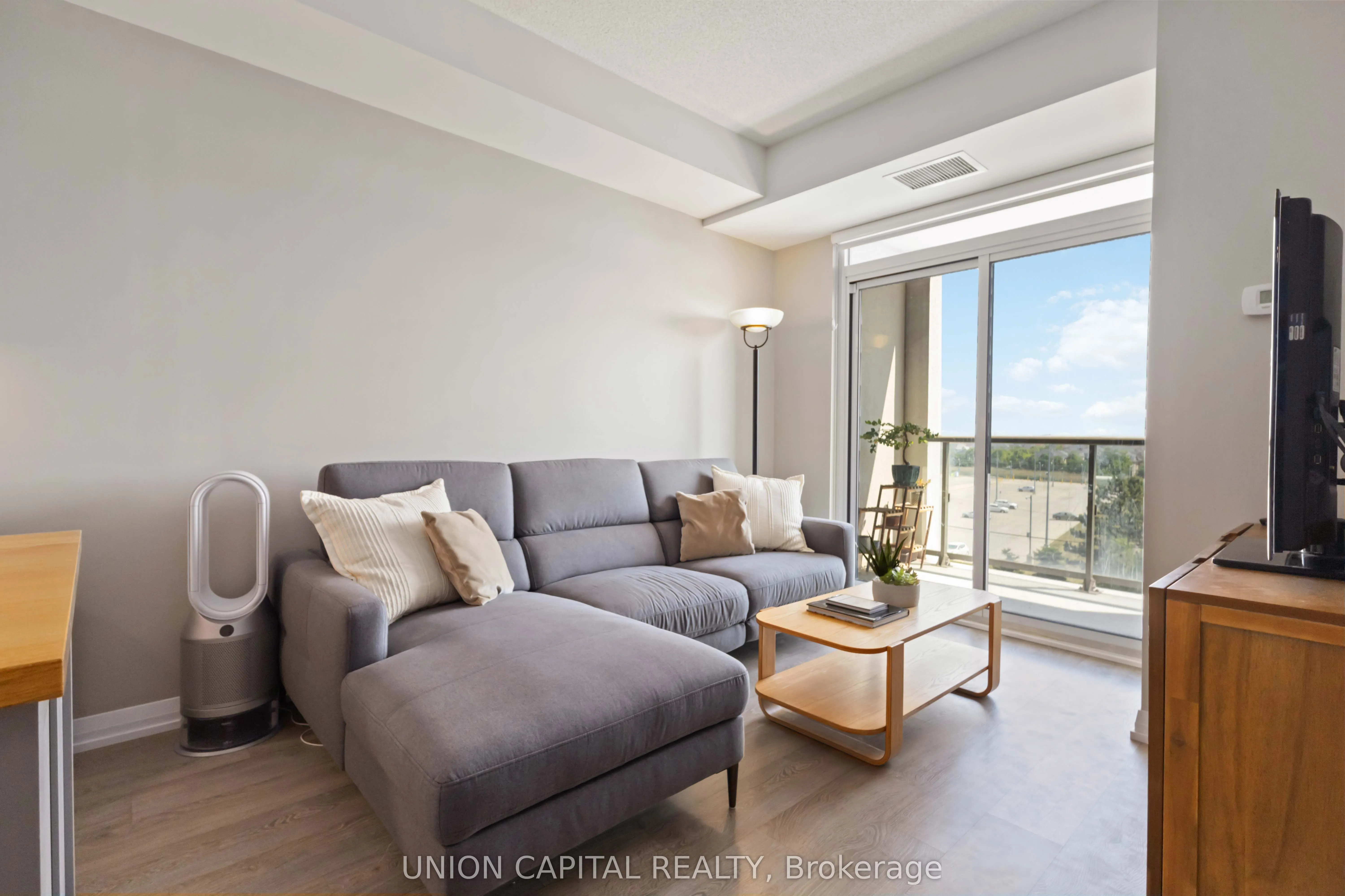 9560 Markham Road, #512