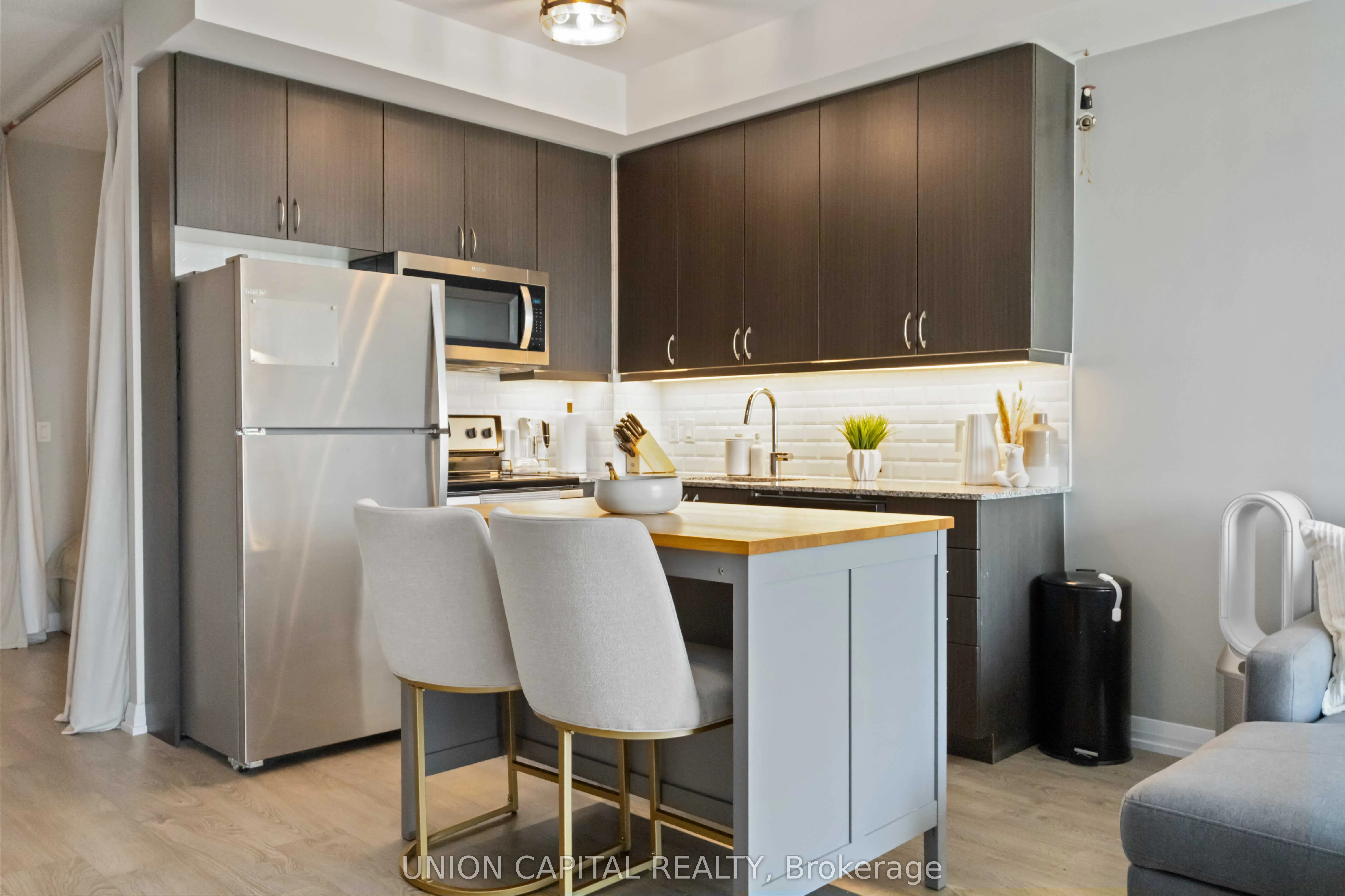 9560 Markham Road, #512