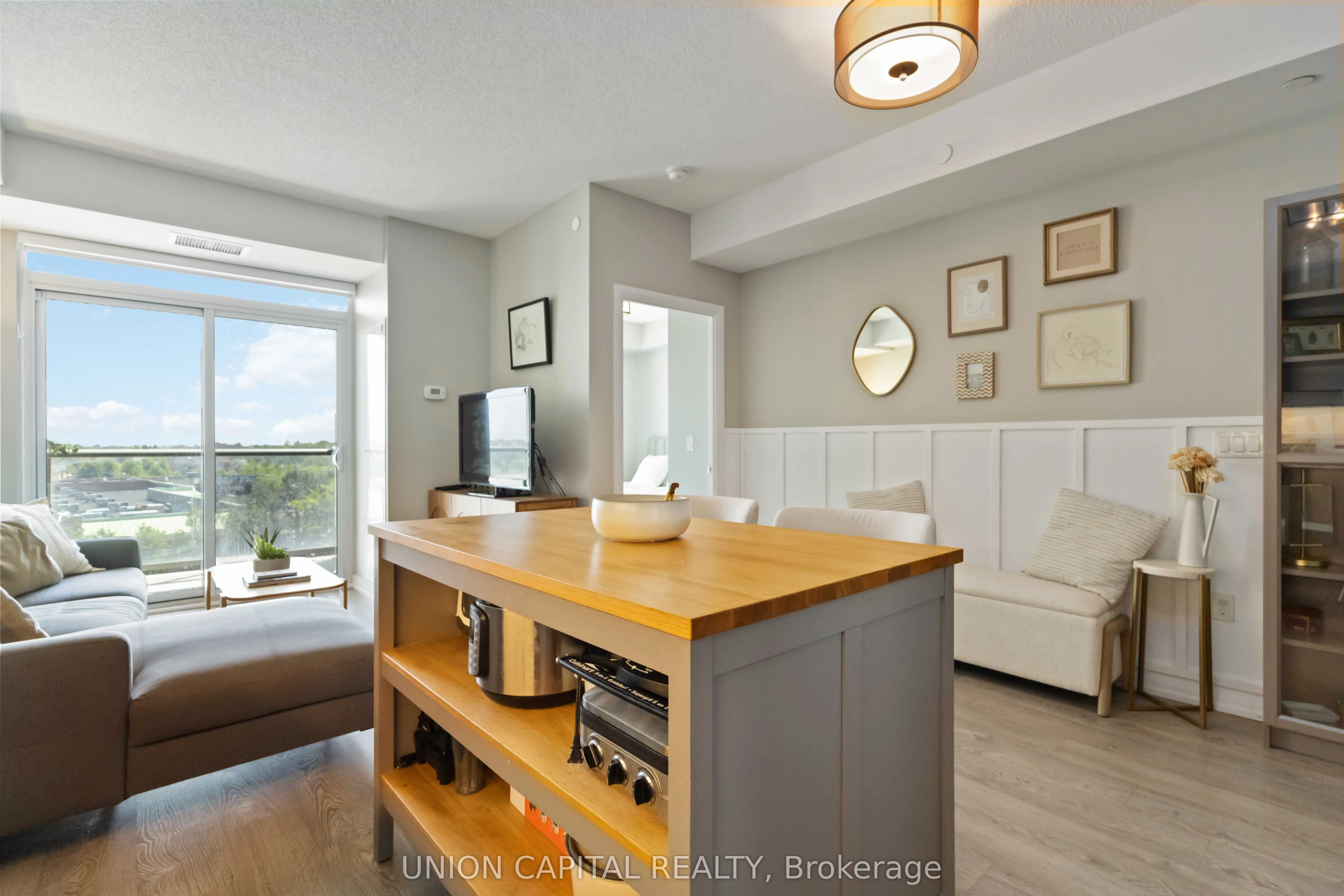 9560 Markham Road, #512