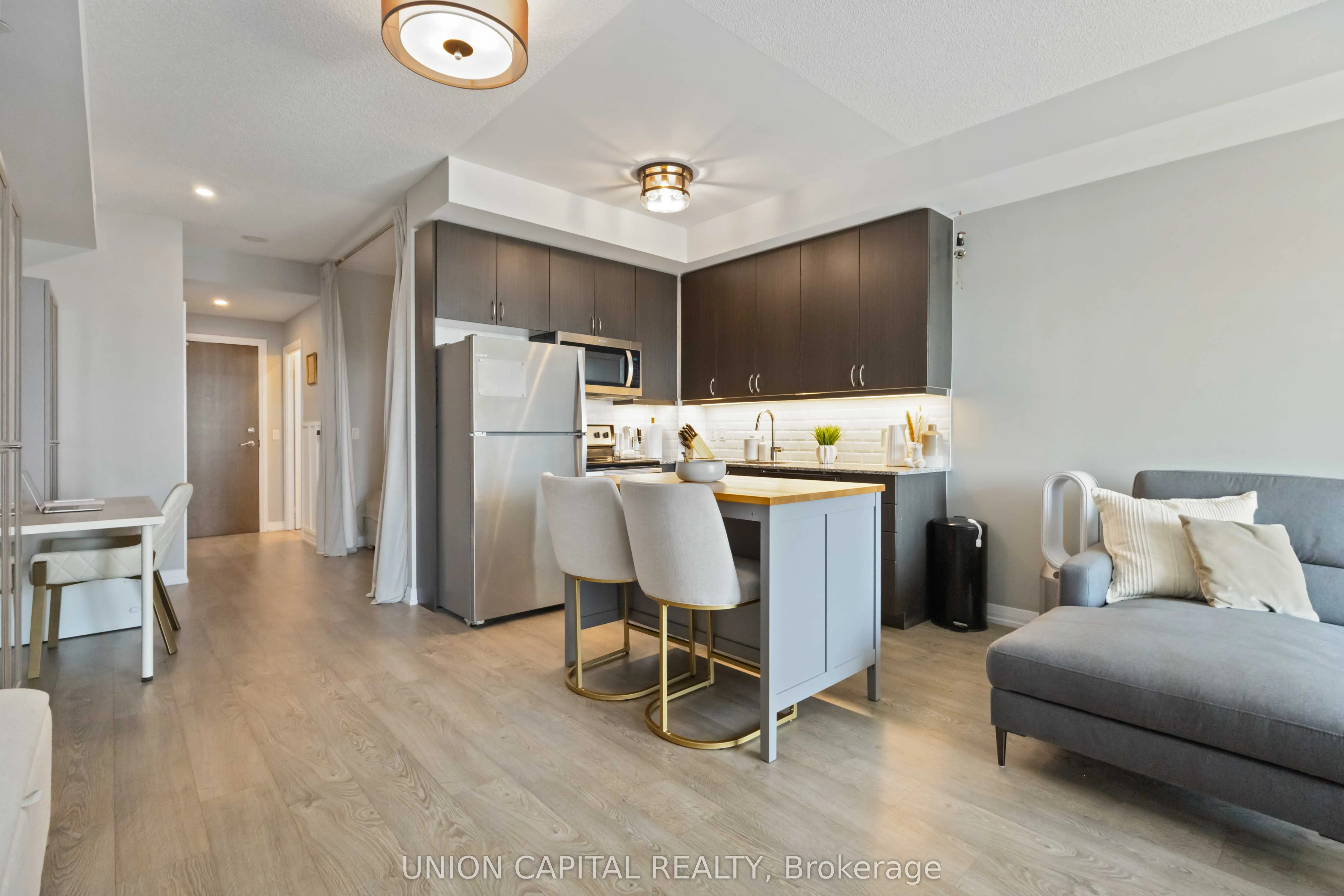 9560 Markham Road, #512
