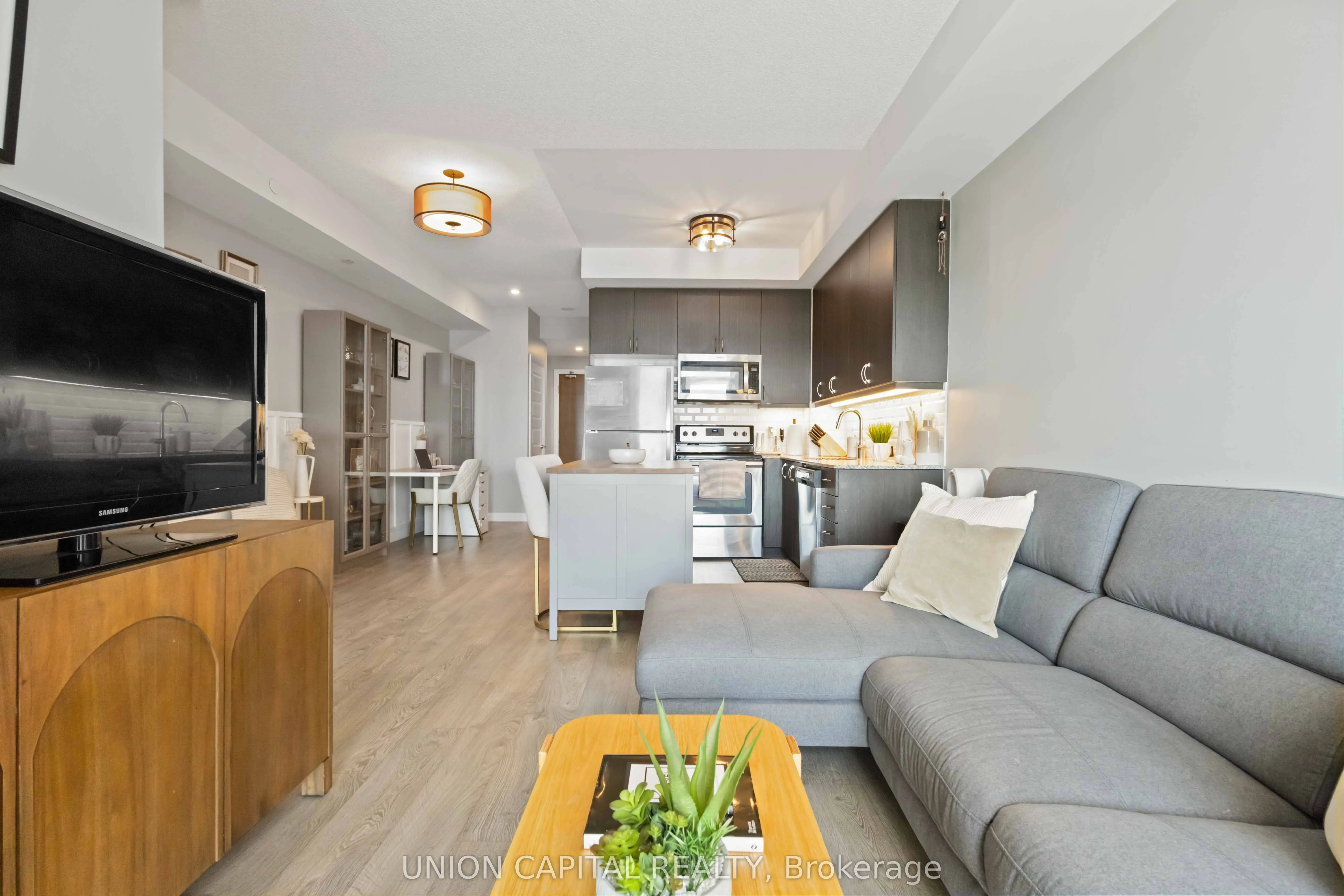 9560 Markham Road, #512