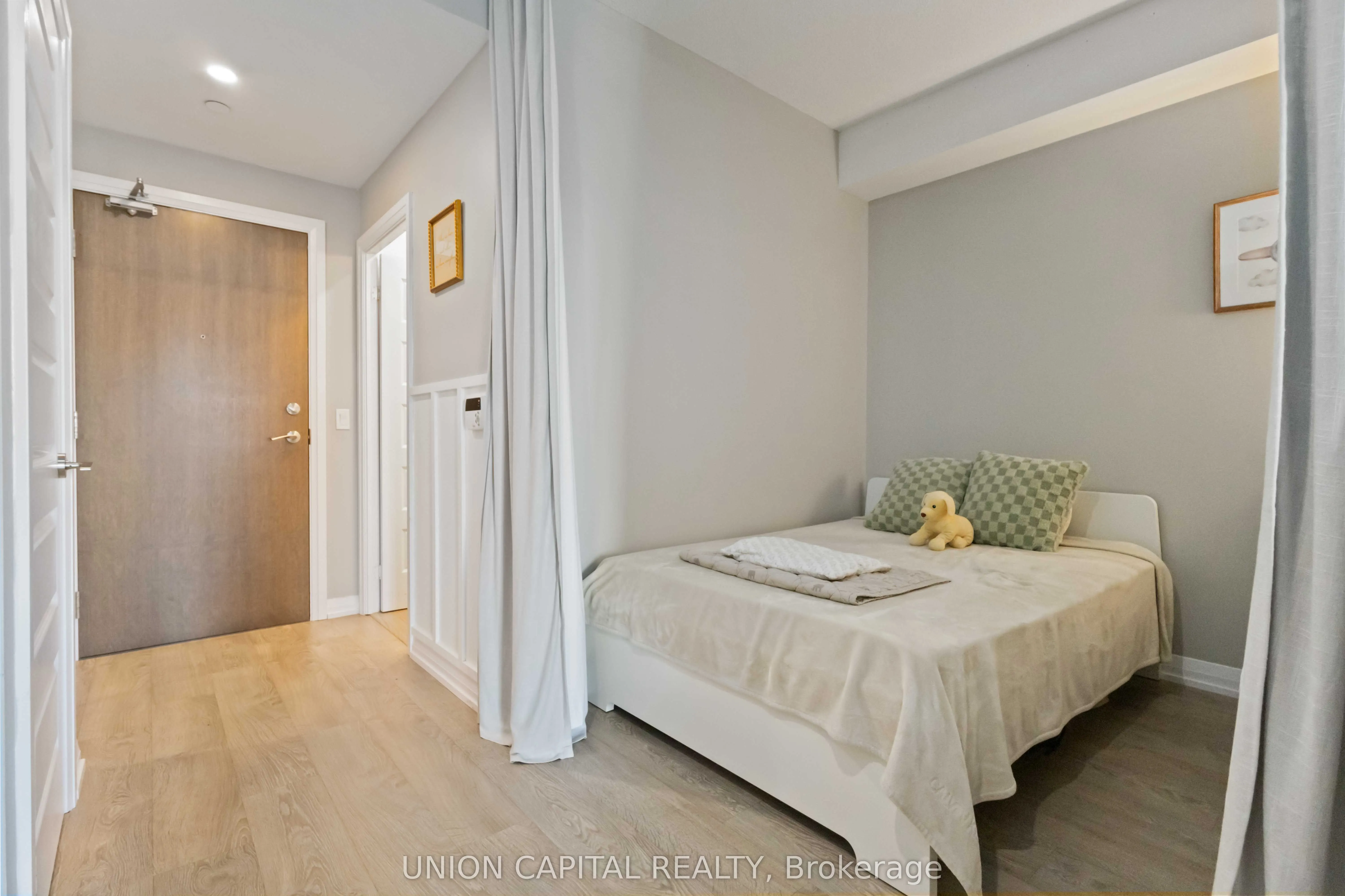9560 Markham Road, #512