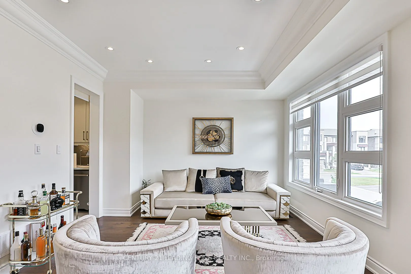 541 New England Court