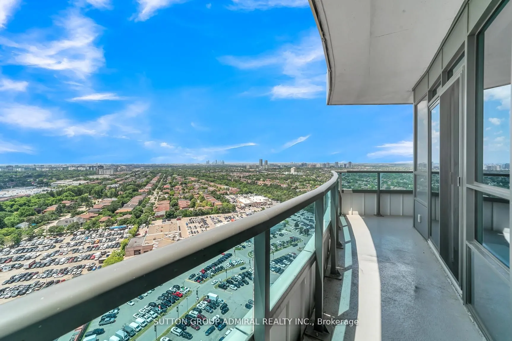 7161 Yonge Street, #2525