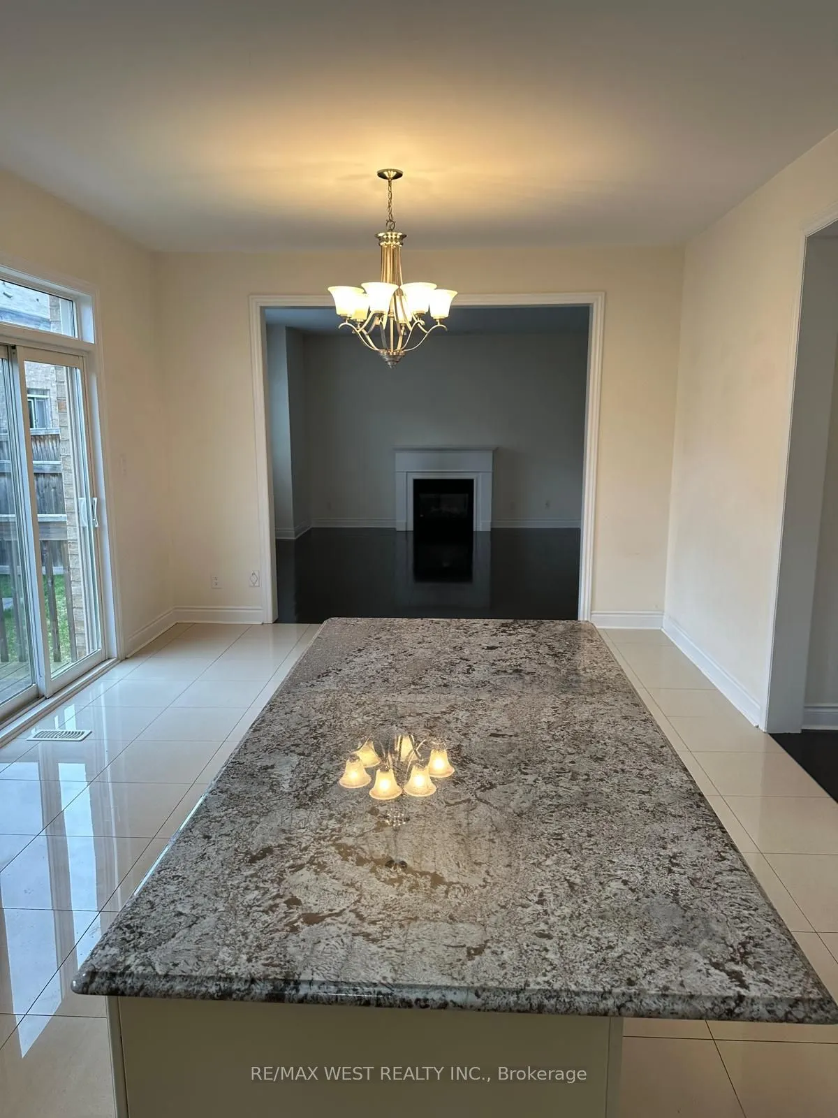 959 Ernest Cousins Circle