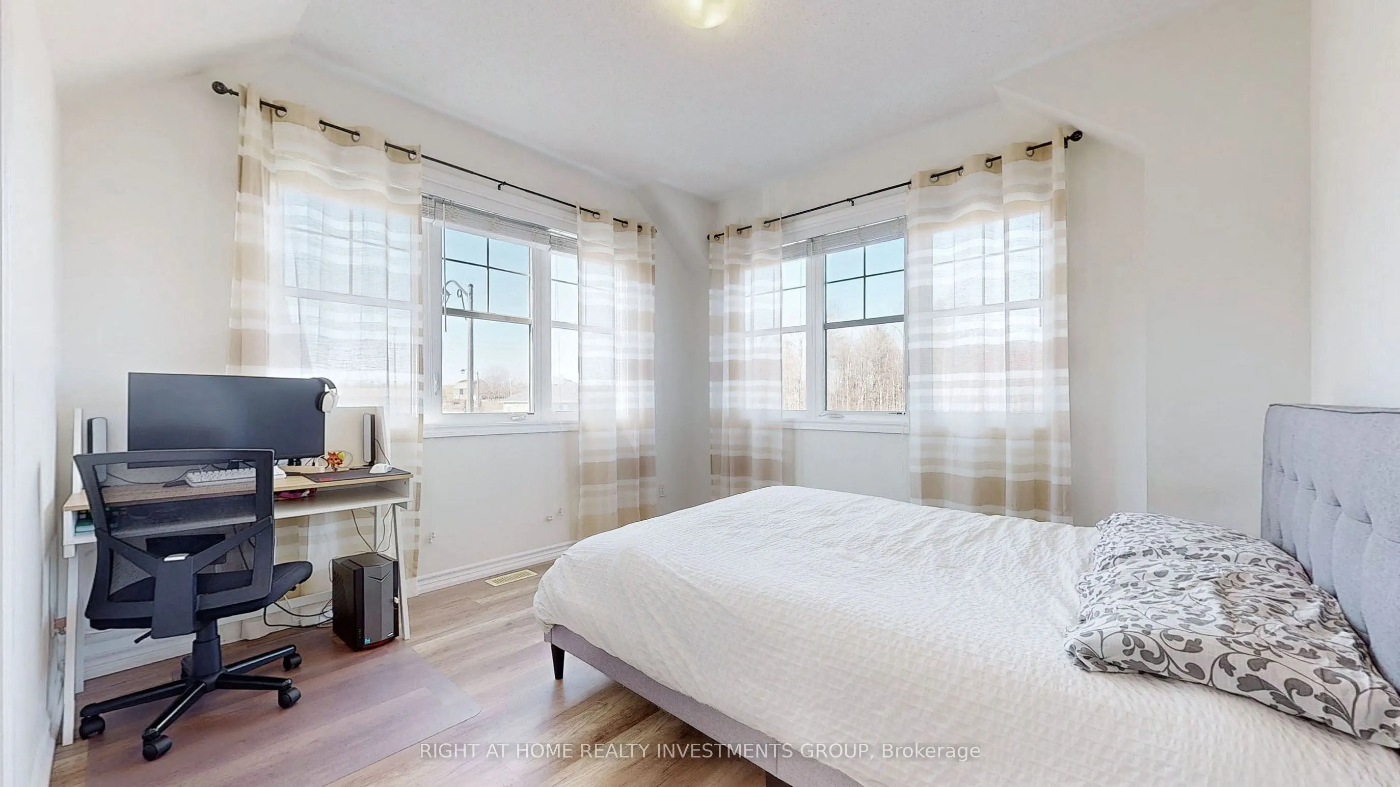 3 Leaden Hall Drive