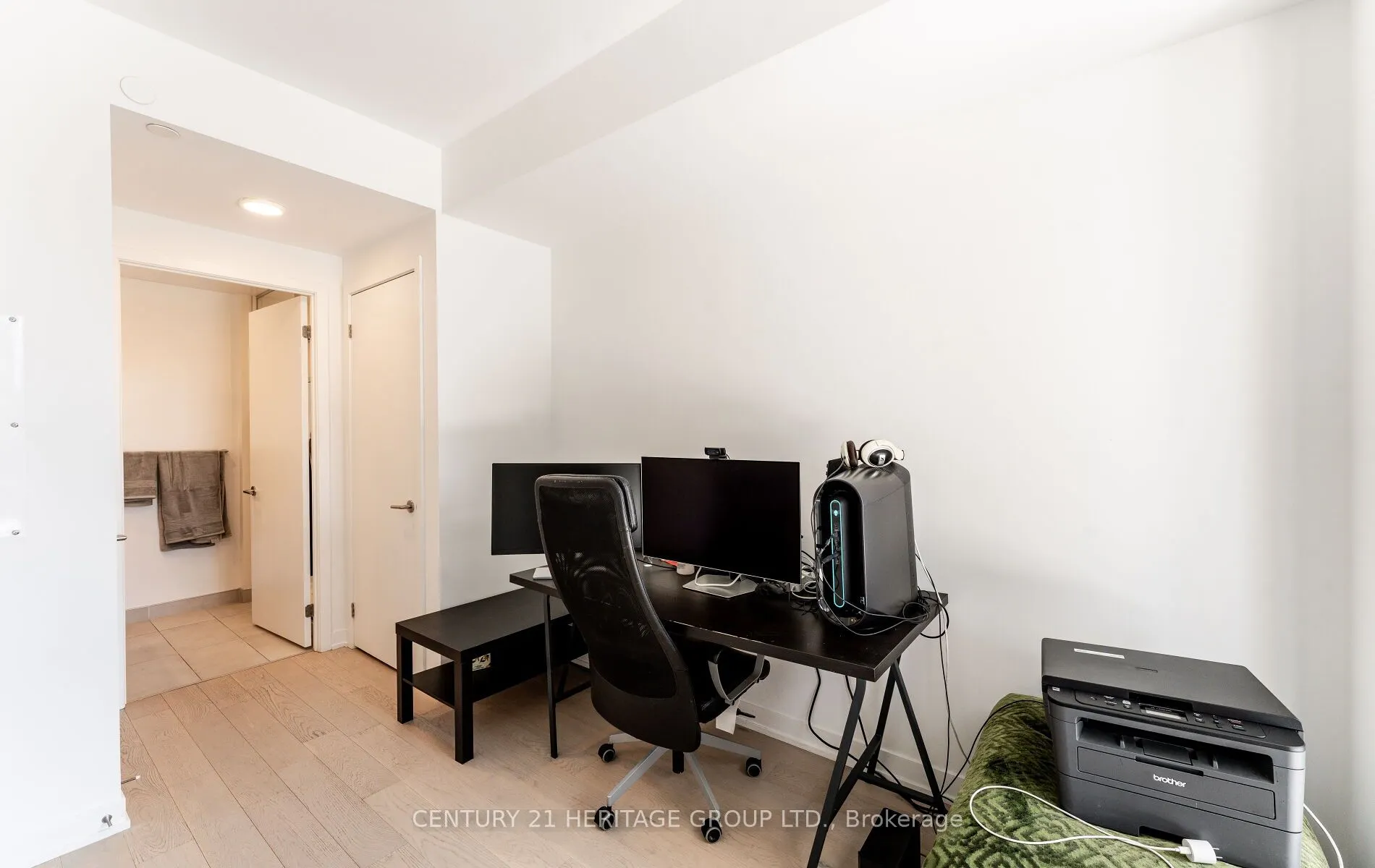 7950 Bathurst Street, #201