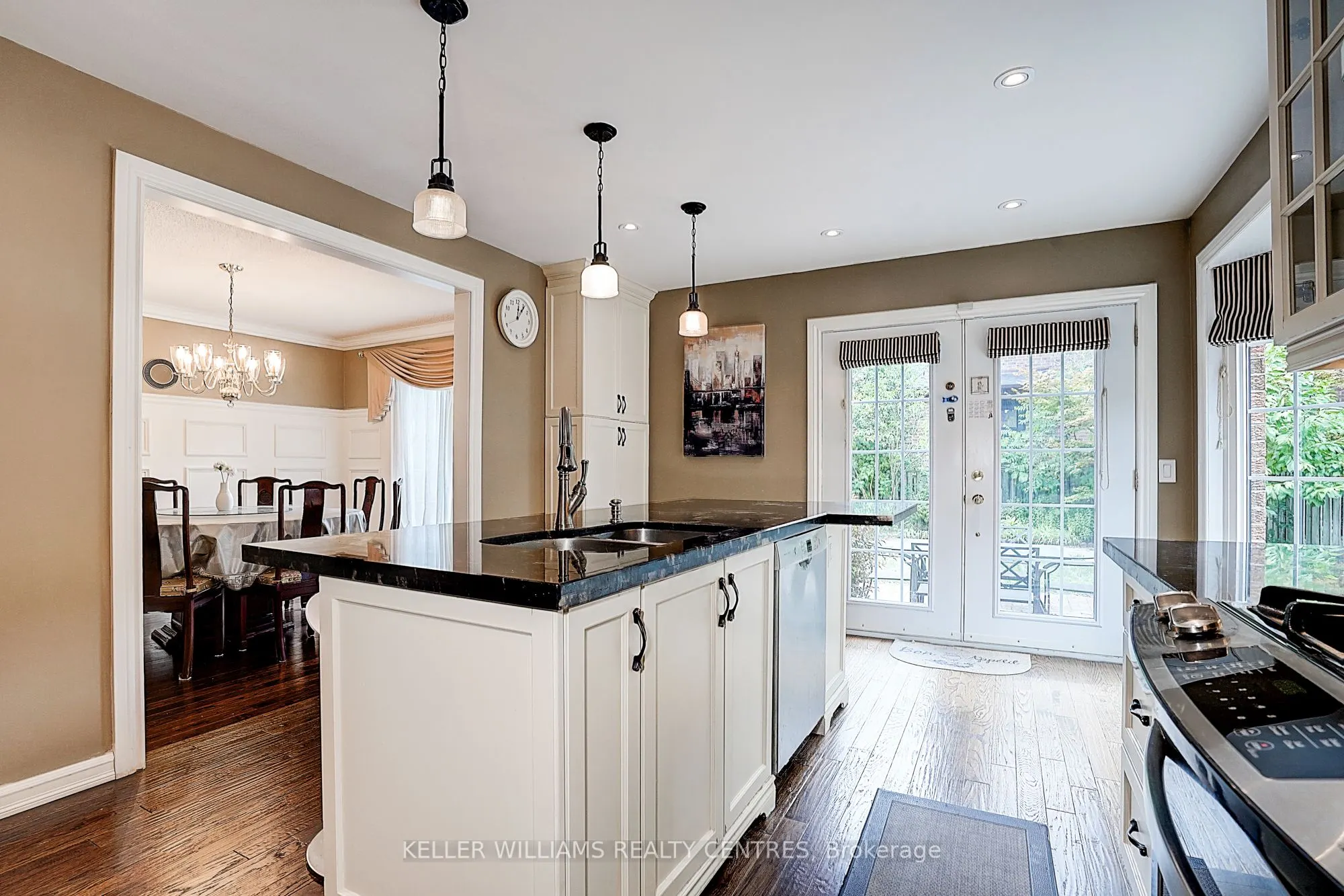 9 Hickory Drive