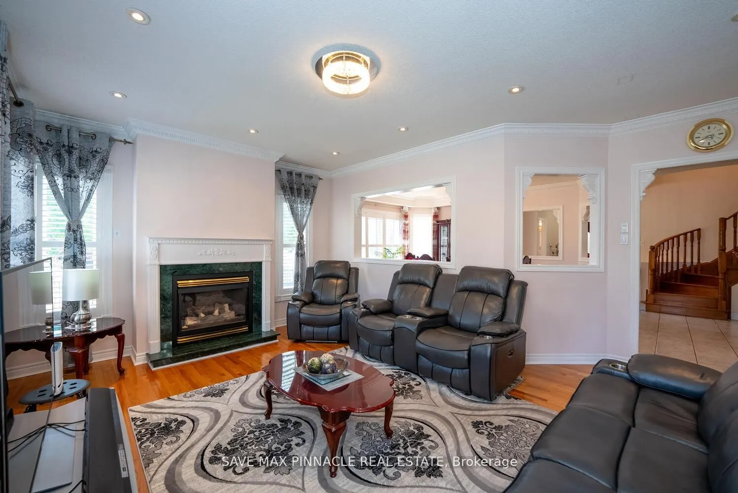 1 Ashton Drive