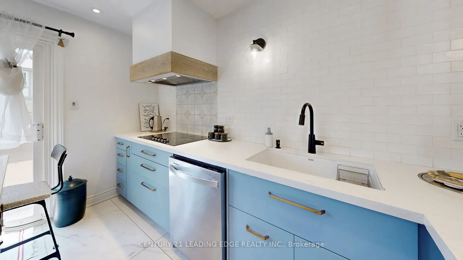 99 Quail Valley Crescent, #66