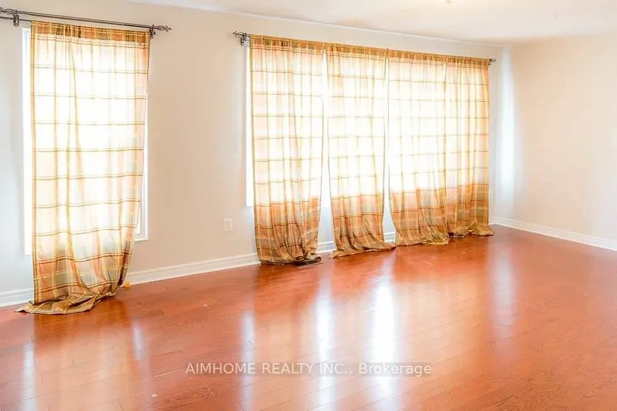32 Alpaca Drive