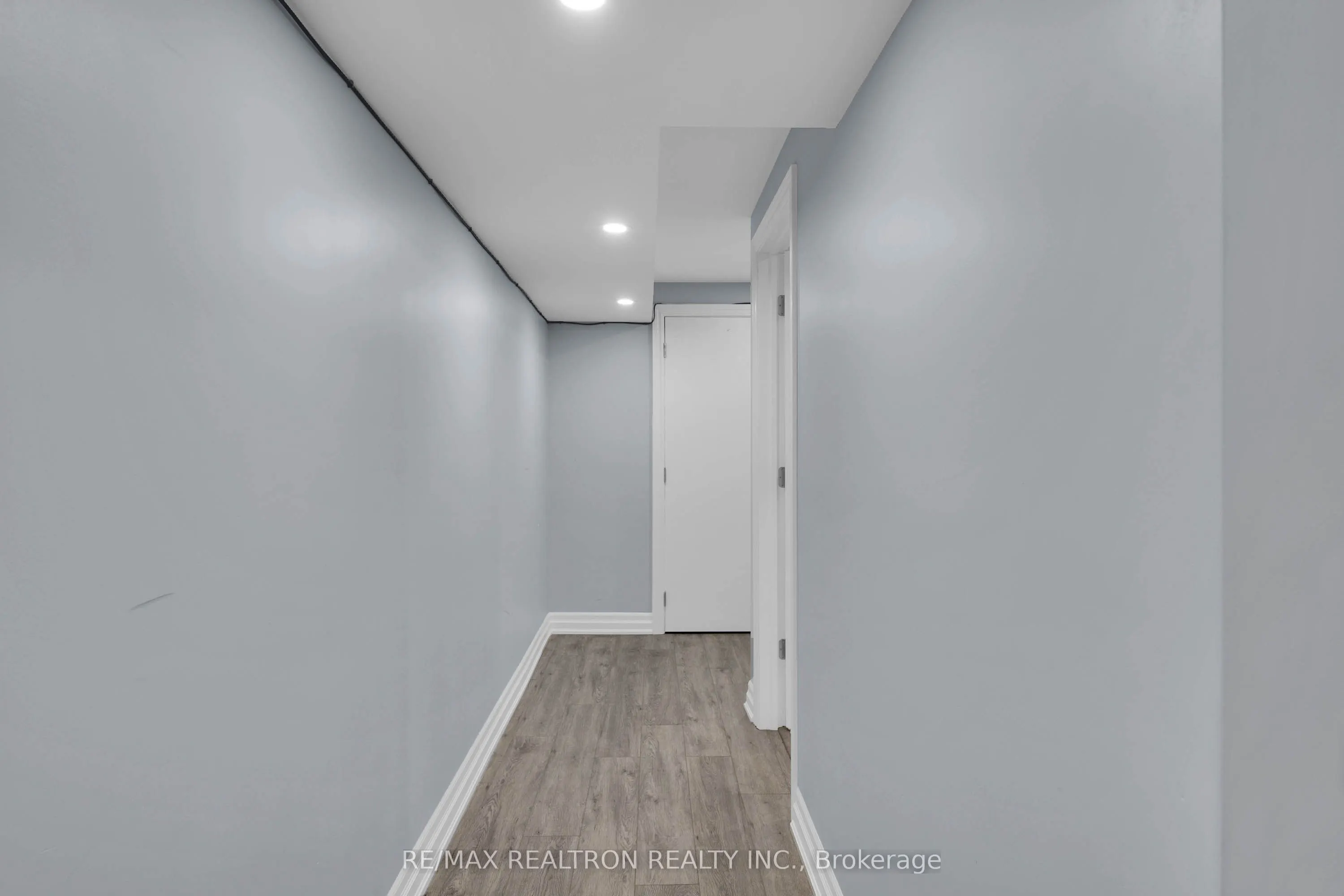 15 Cannes Avenue E