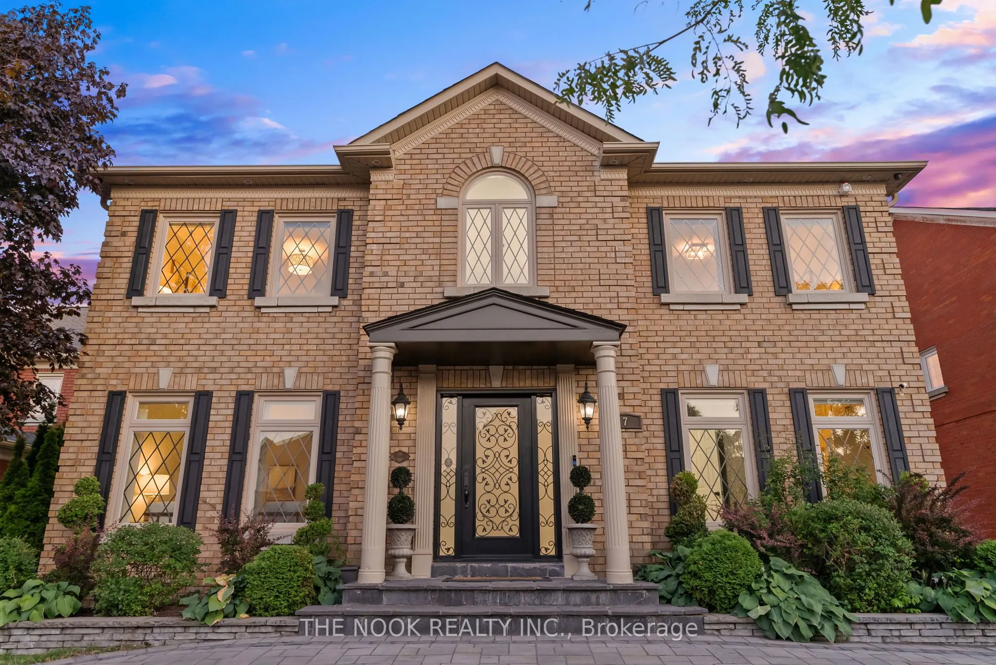 7 ELLSWORTH Avenue