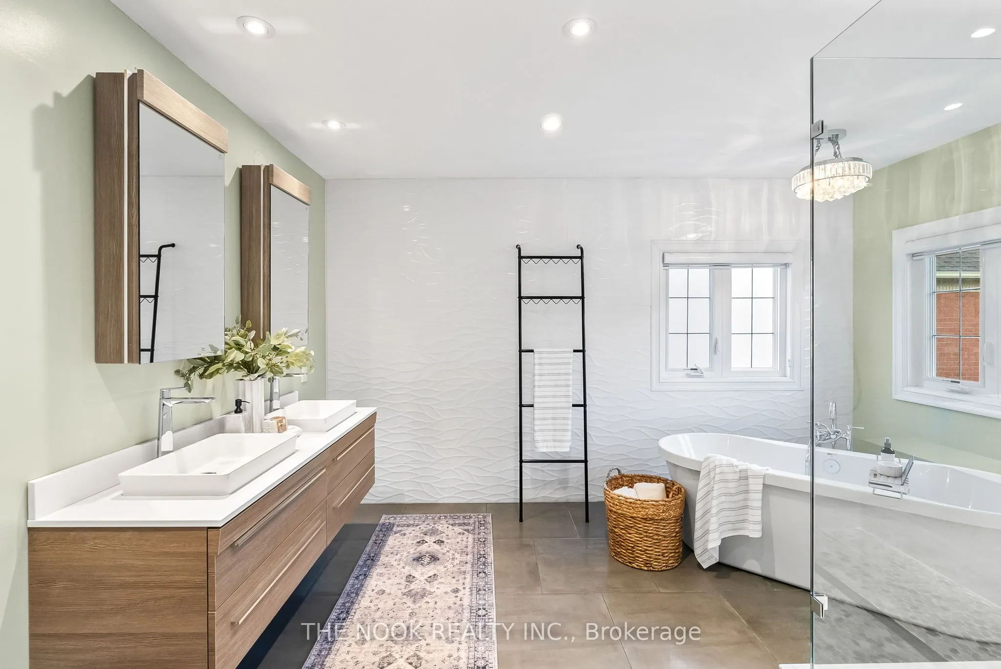 7 ELLSWORTH Avenue