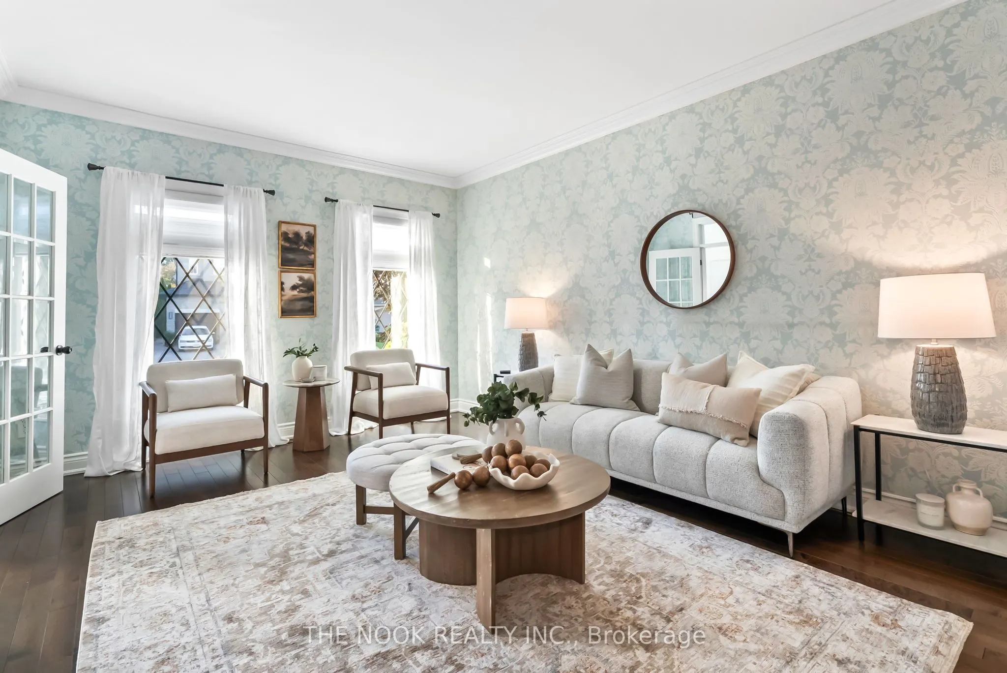 7 ELLSWORTH Avenue
