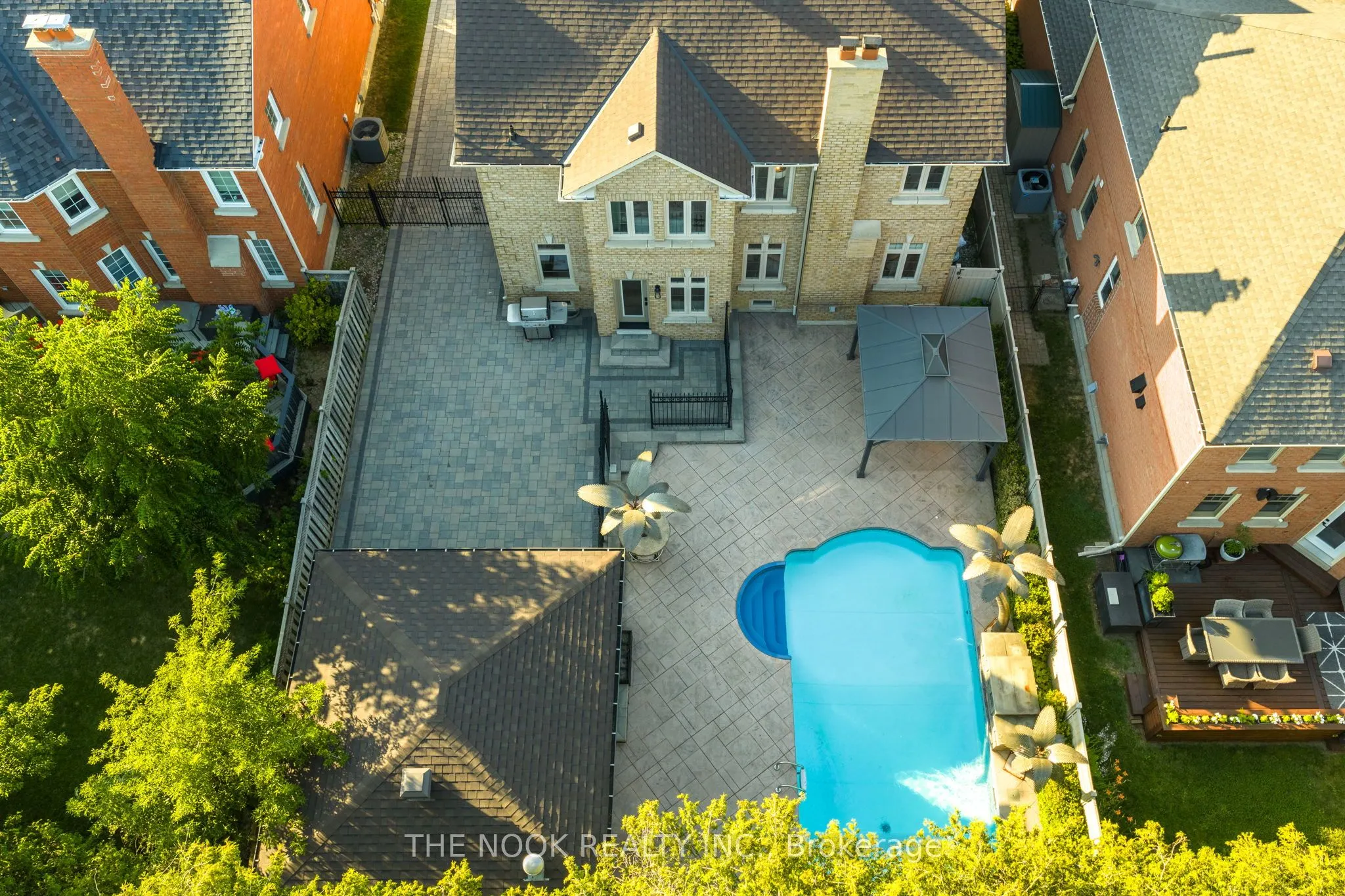 7 ELLSWORTH Avenue