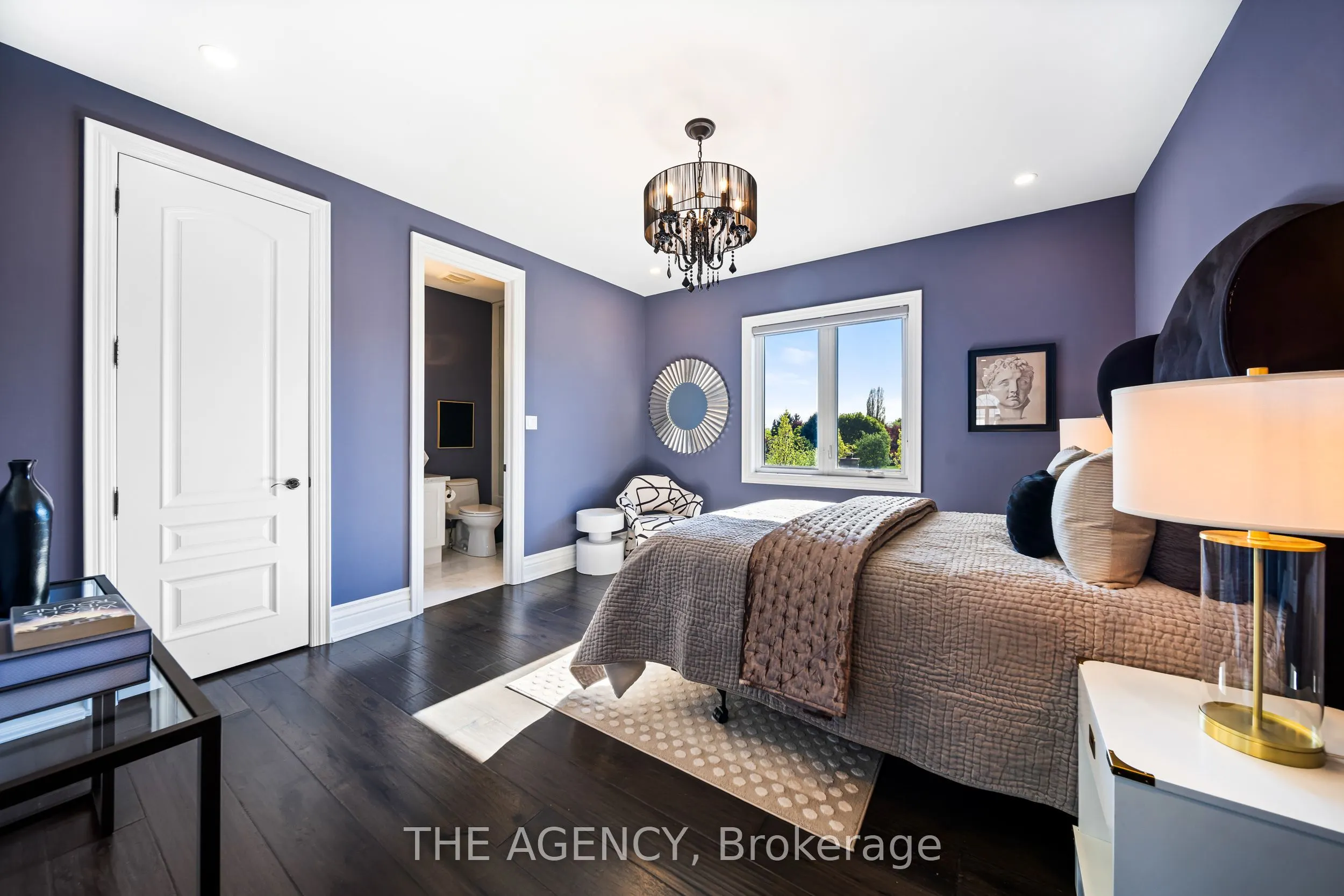 18 Westbrooke Boulevard