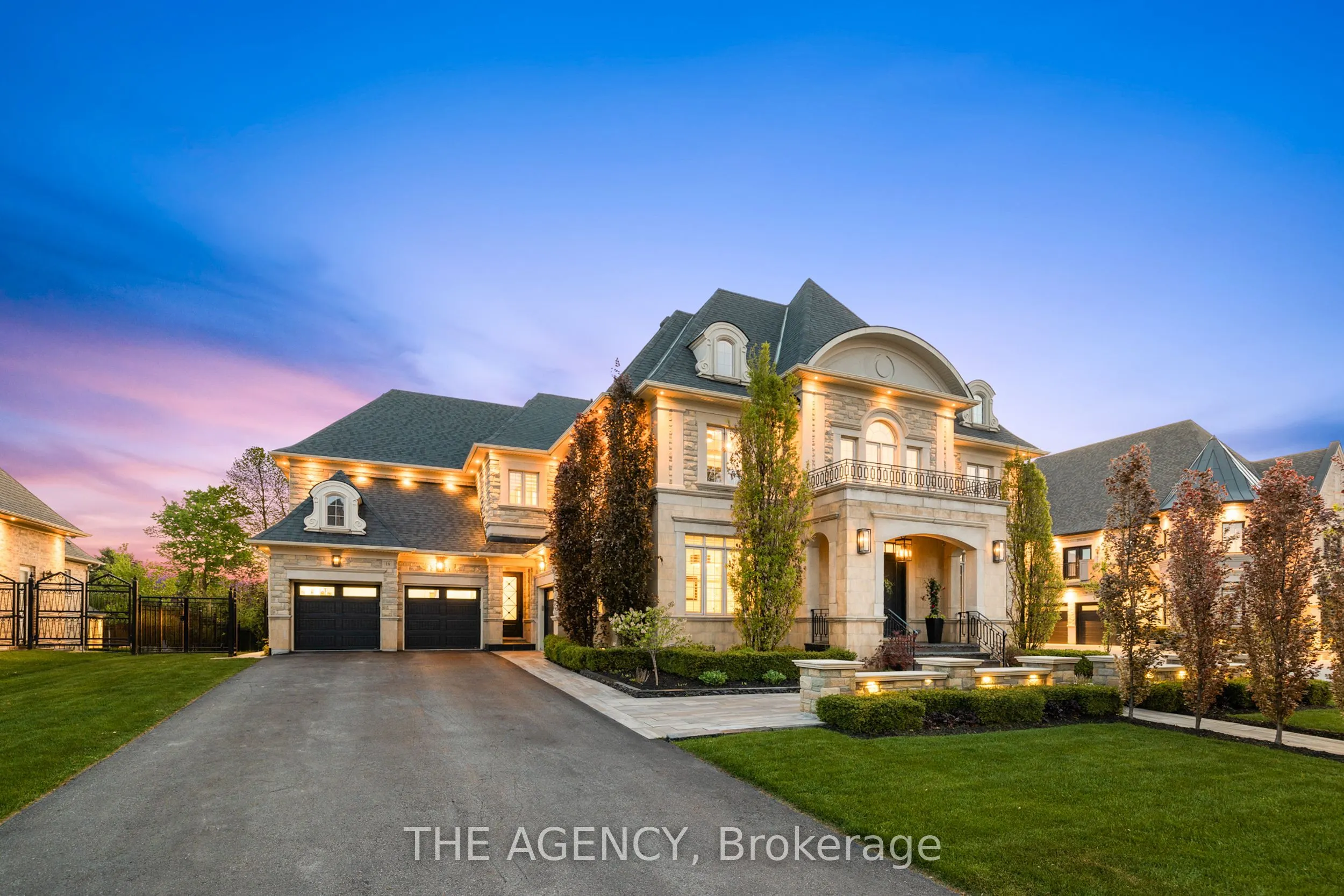 18 Westbrooke Boulevard
