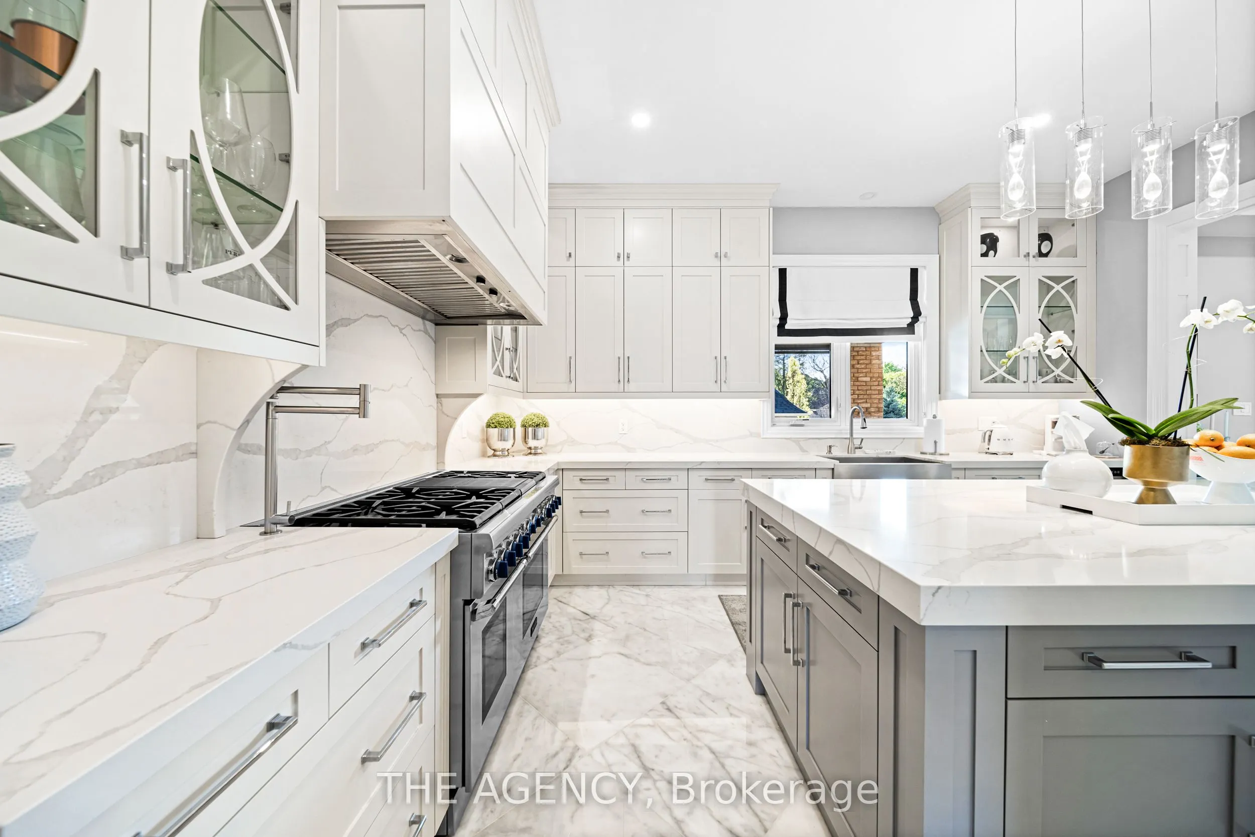 18 Westbrooke Boulevard