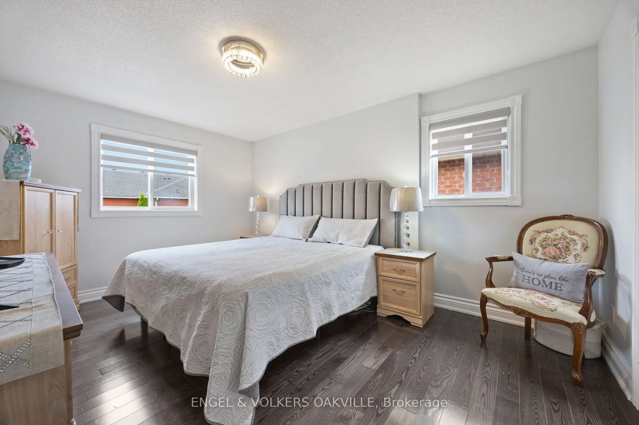10 Crieff Avenue