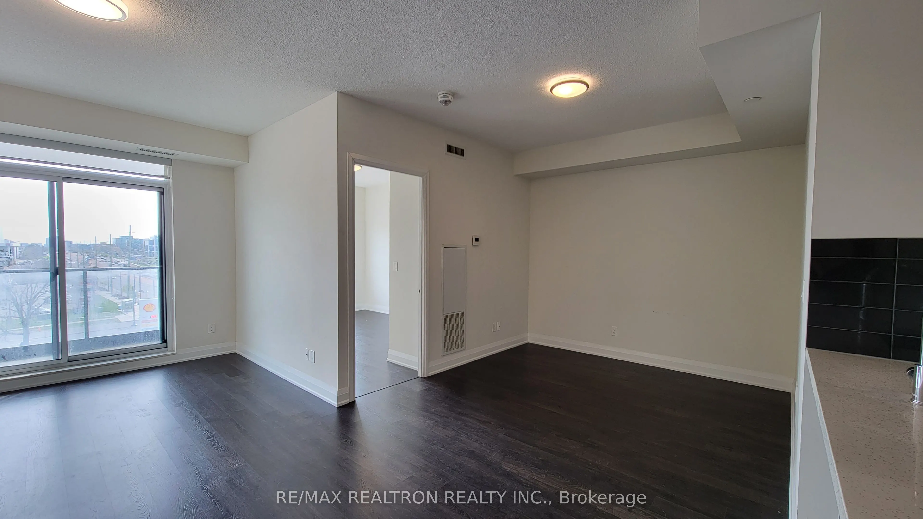 398 Highway 7 E, #505