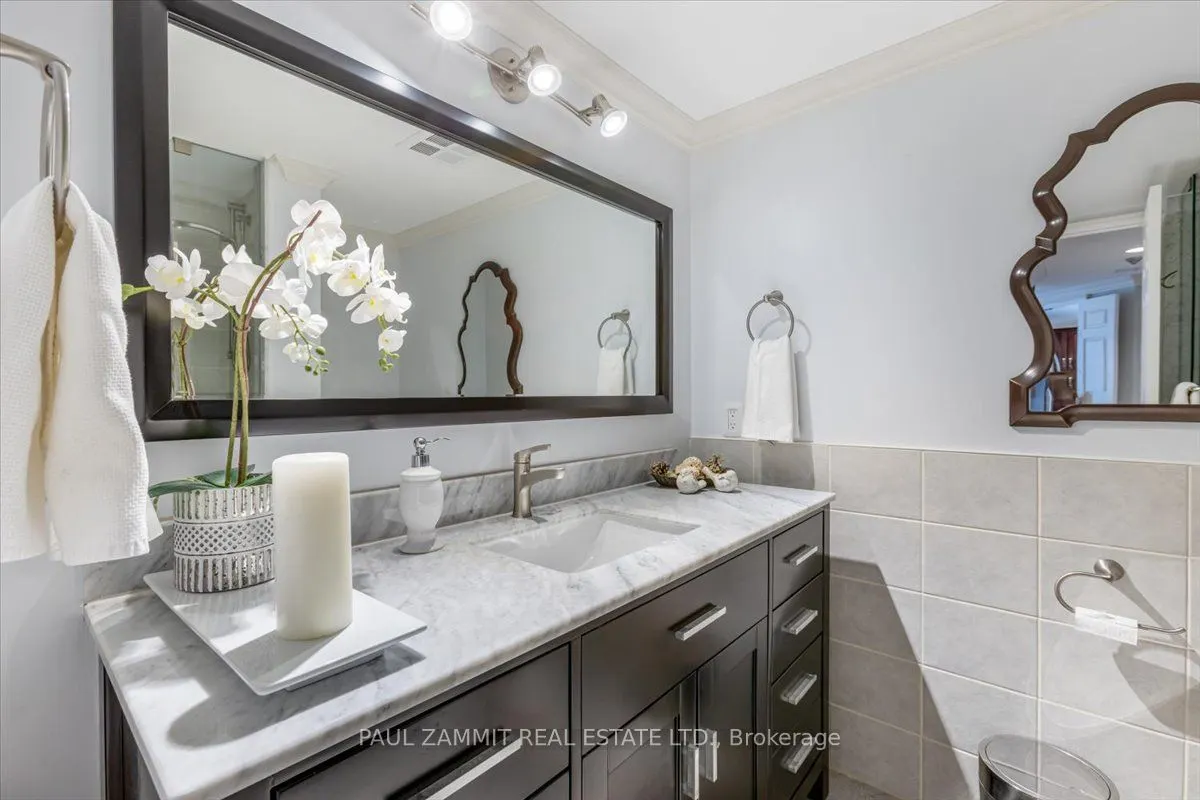 5 Weldrick Road W, #709