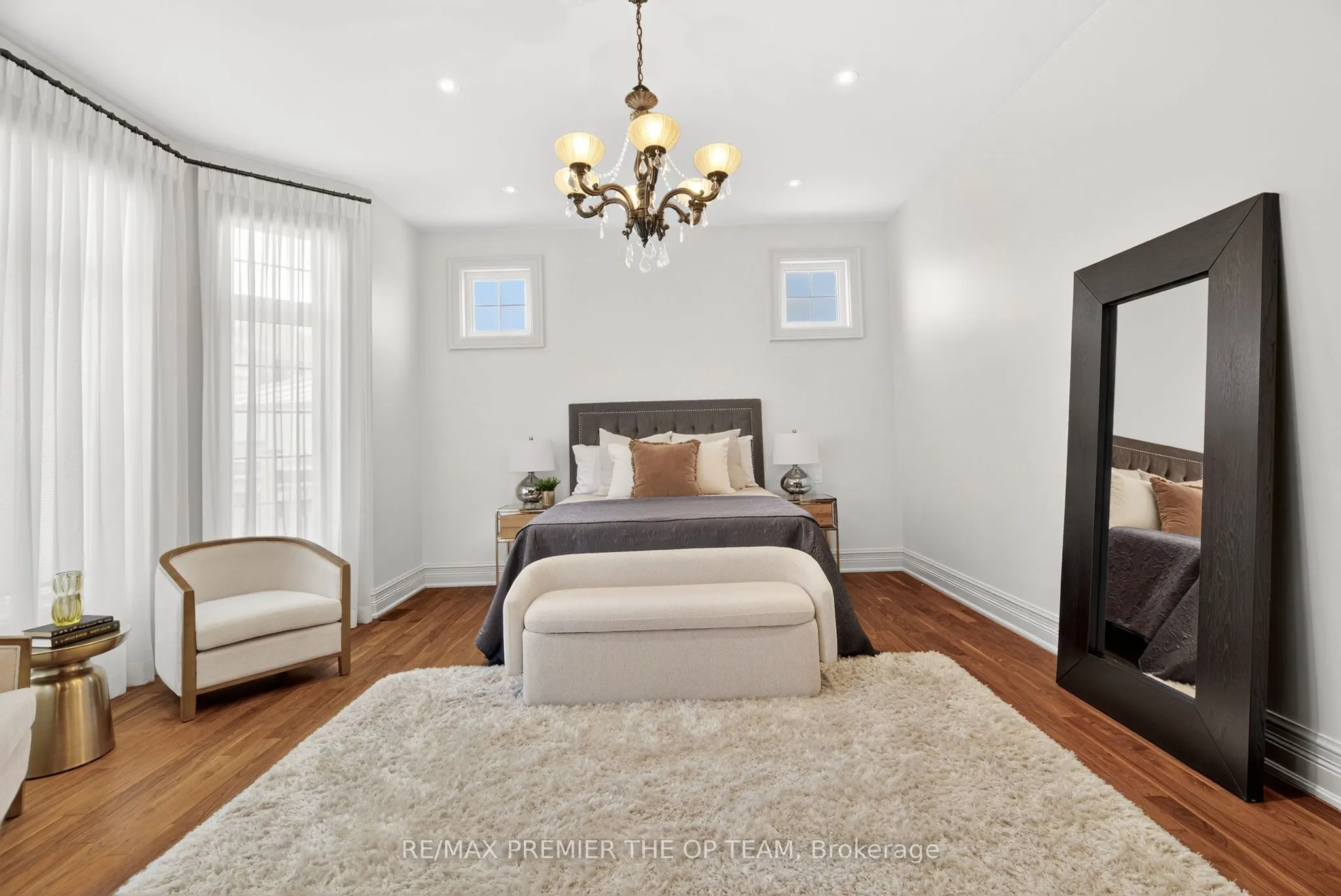 24 Grand Vellore Crescent