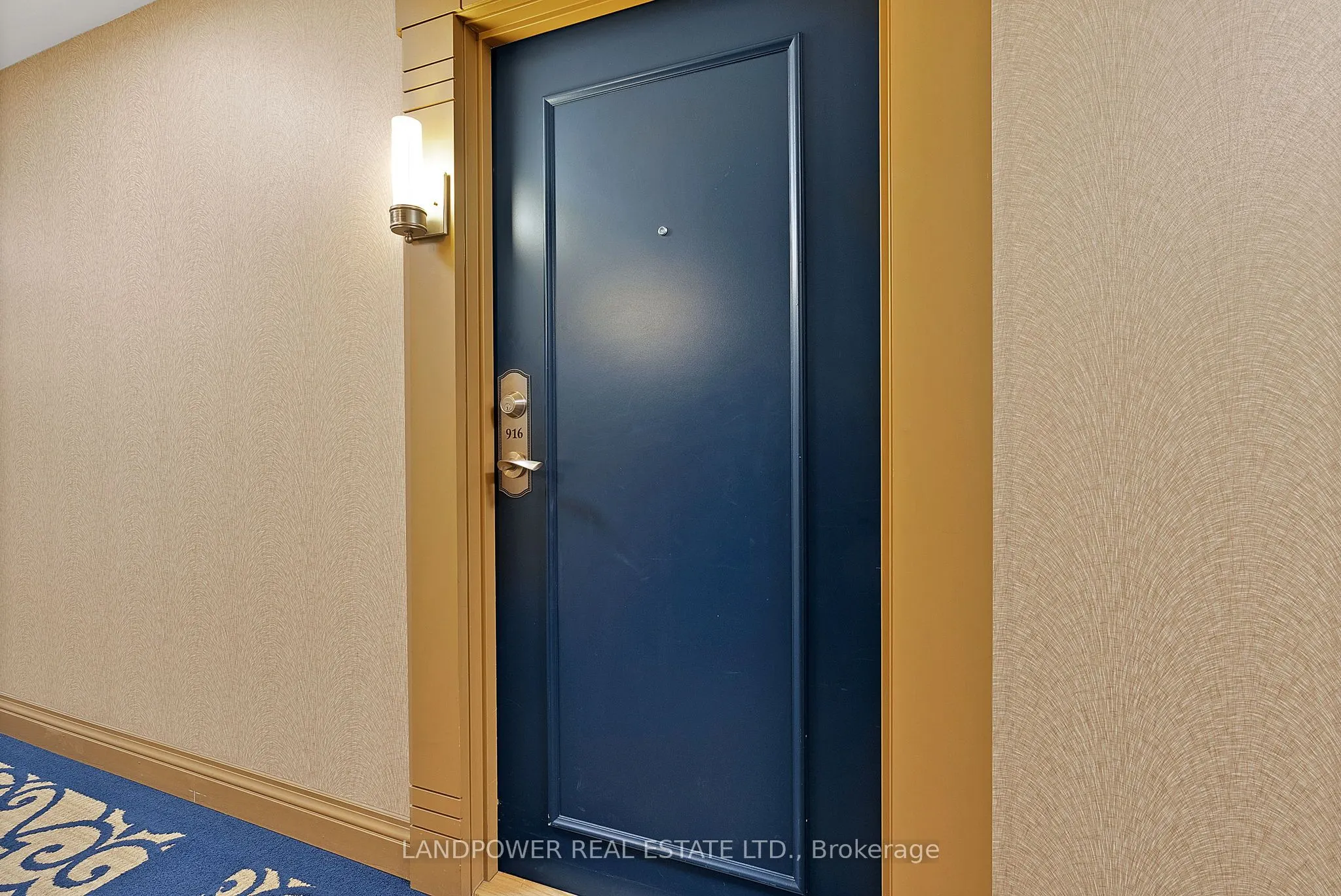 99 South Town Centre Boulevard, #916