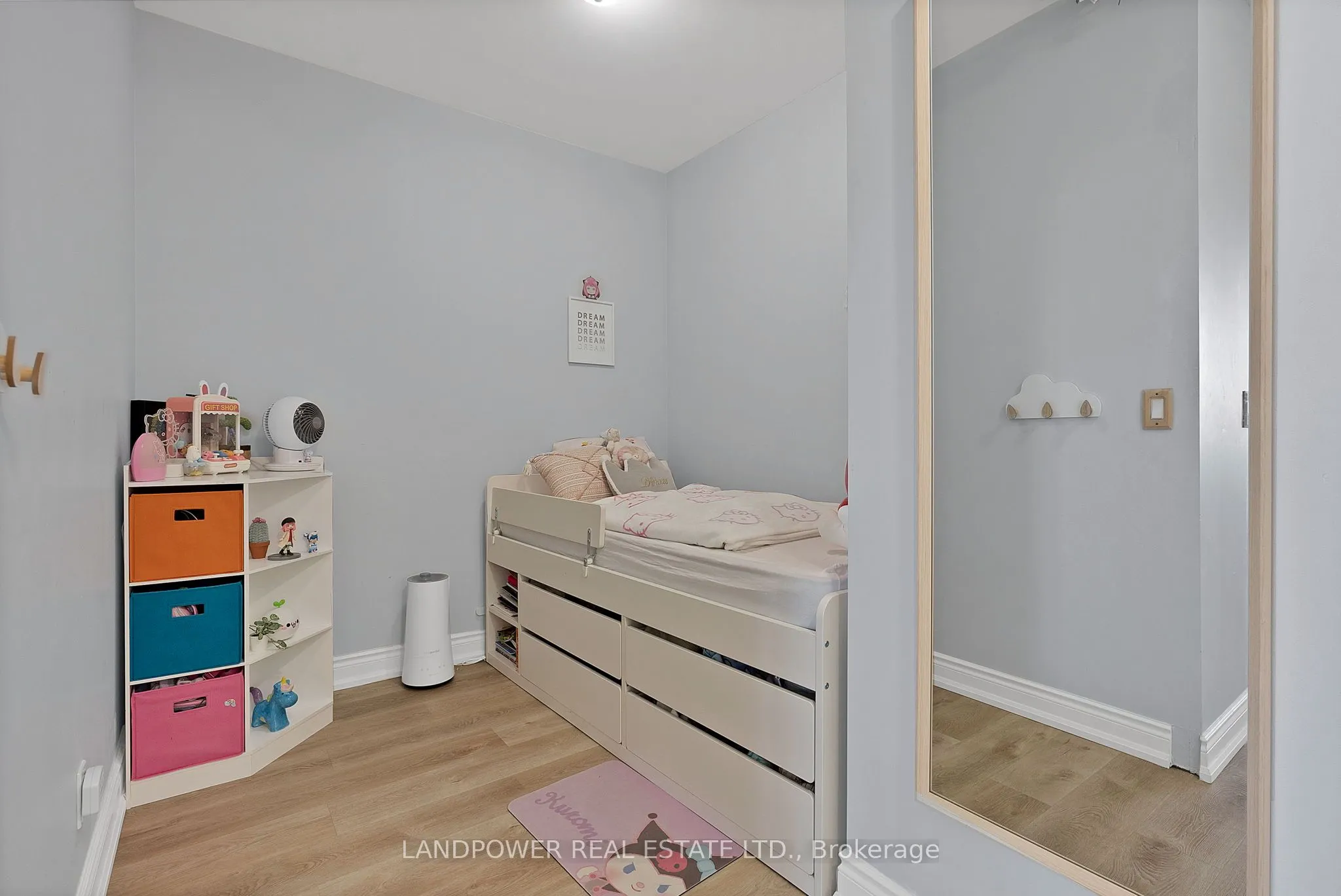 99 South Town Centre Boulevard, #916