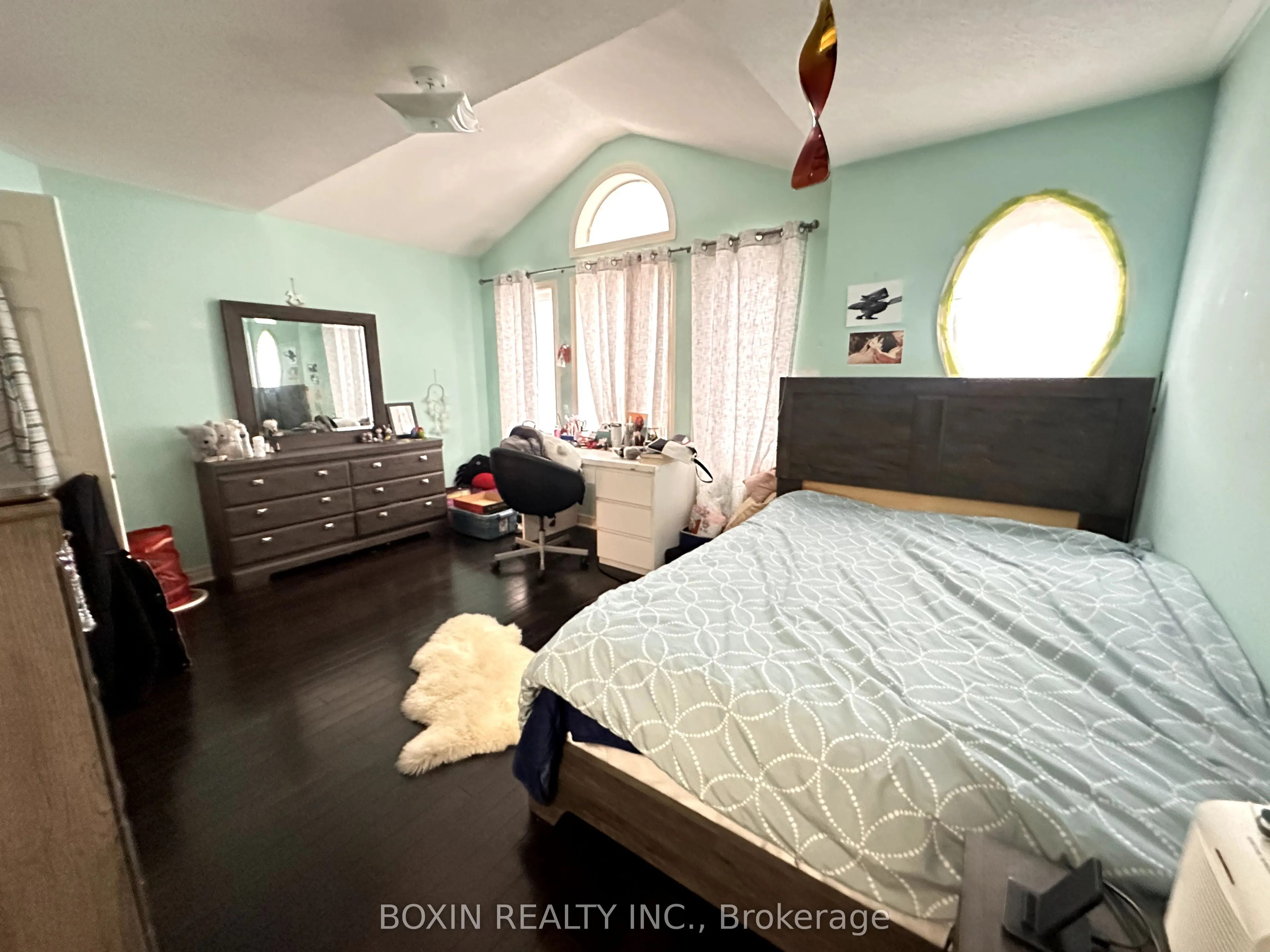 19 Colesbrook Road