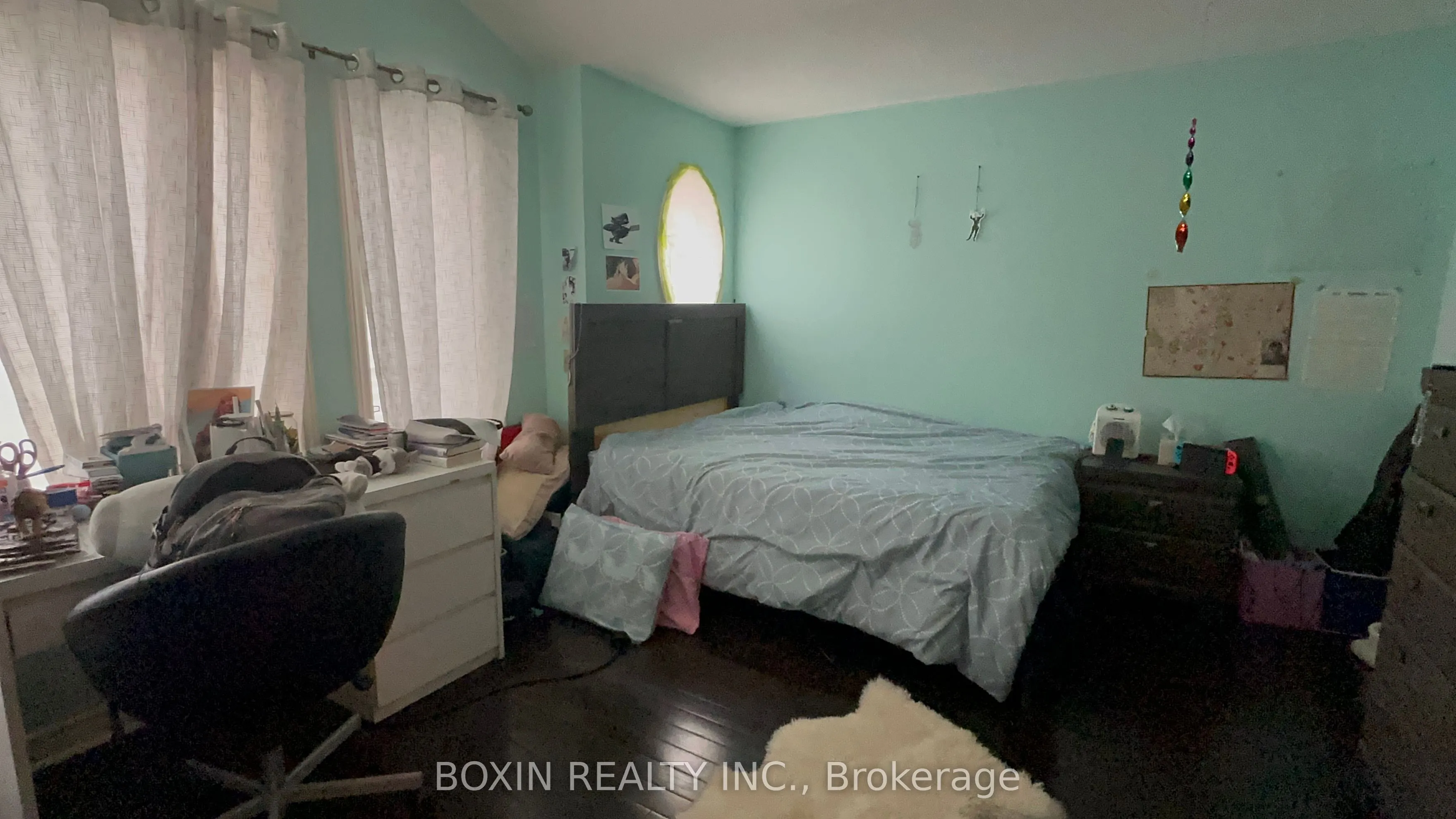 19 Colesbrook Road