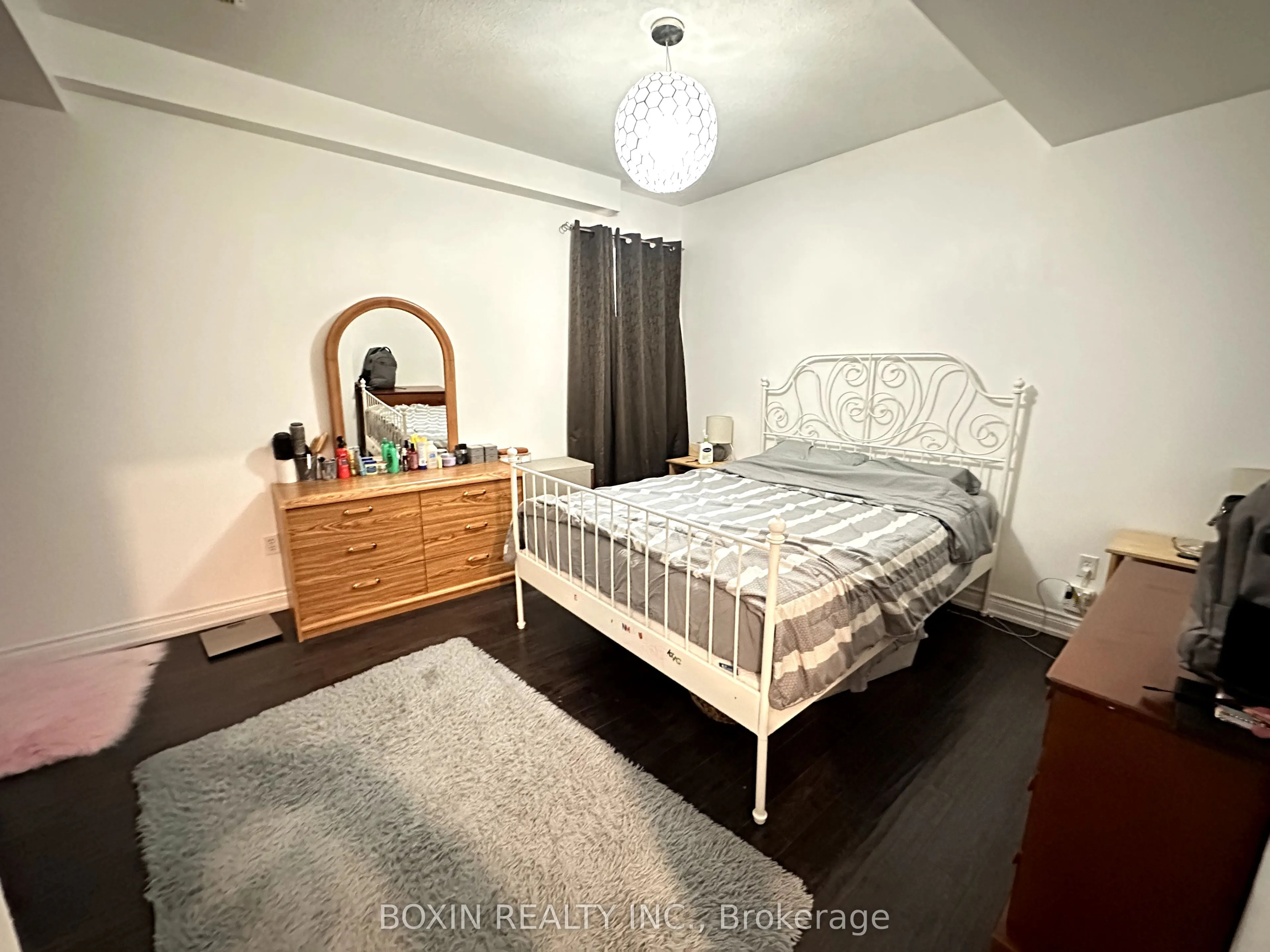 19 Colesbrook Road