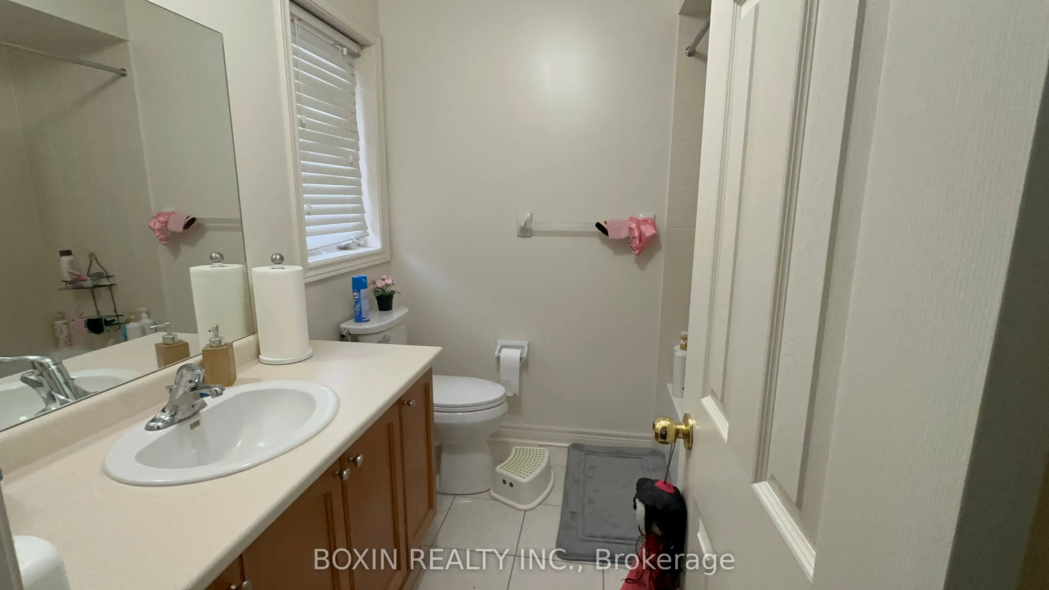 19 Colesbrook Road