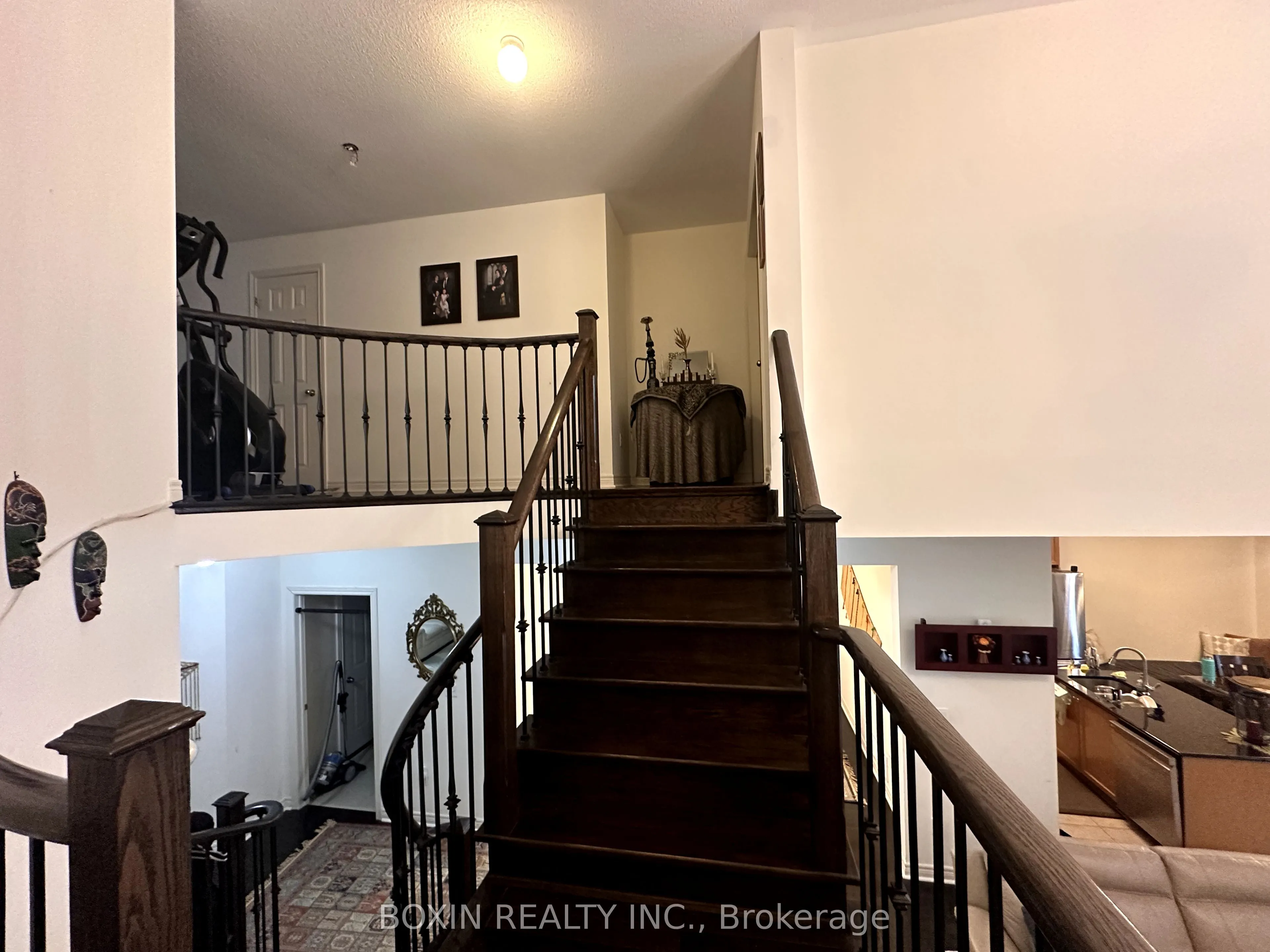 19 Colesbrook Road